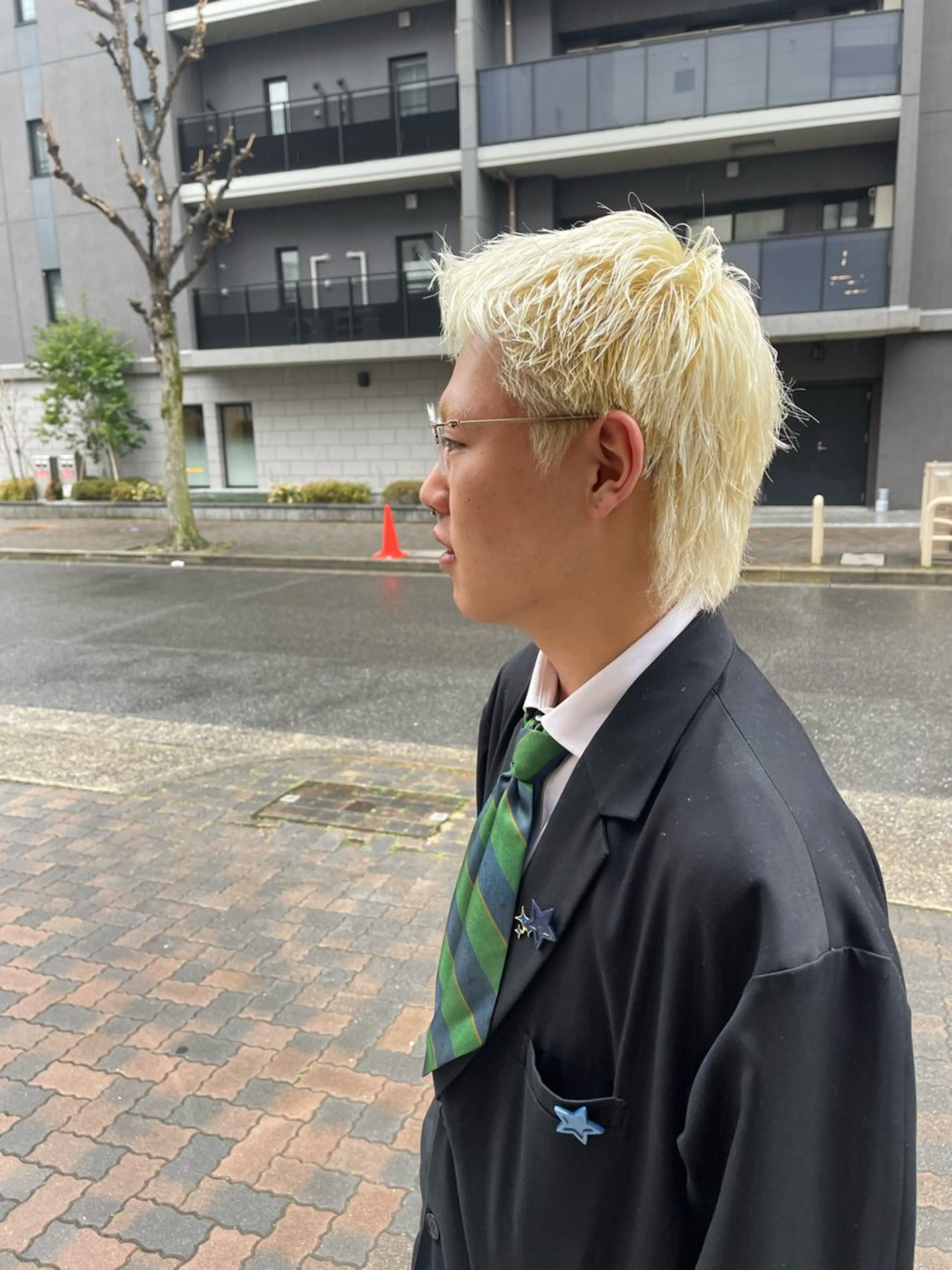 ショート メンズ スパイキーショート ショートヘア ヘアカラー 蜂須賀🐝縮毛矯正 ストレートパーマのヘアスタイル