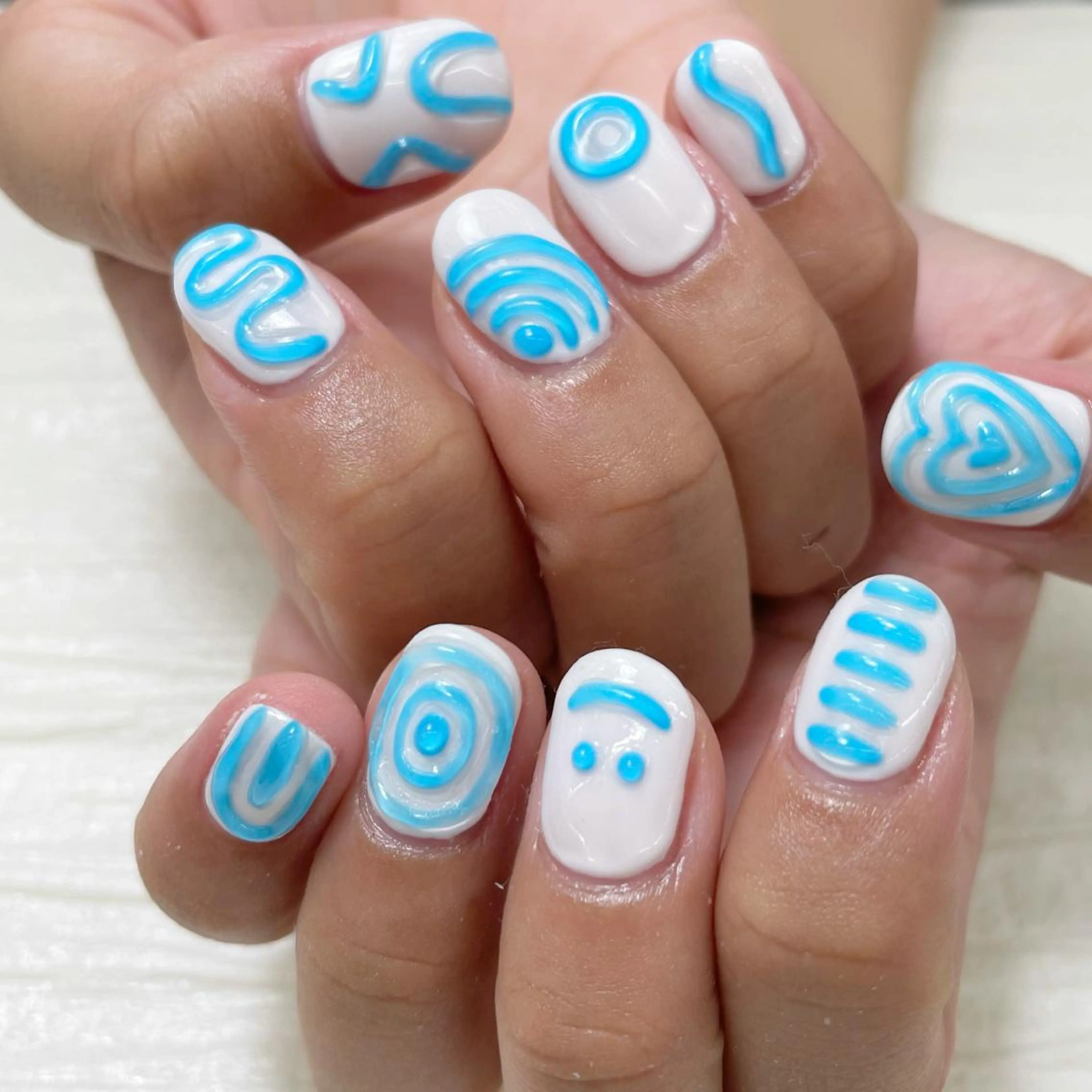 ネイル 持ち込み ぷっくりネイル Nail Blue512所属・Nailist MINORIのネイルデザイン