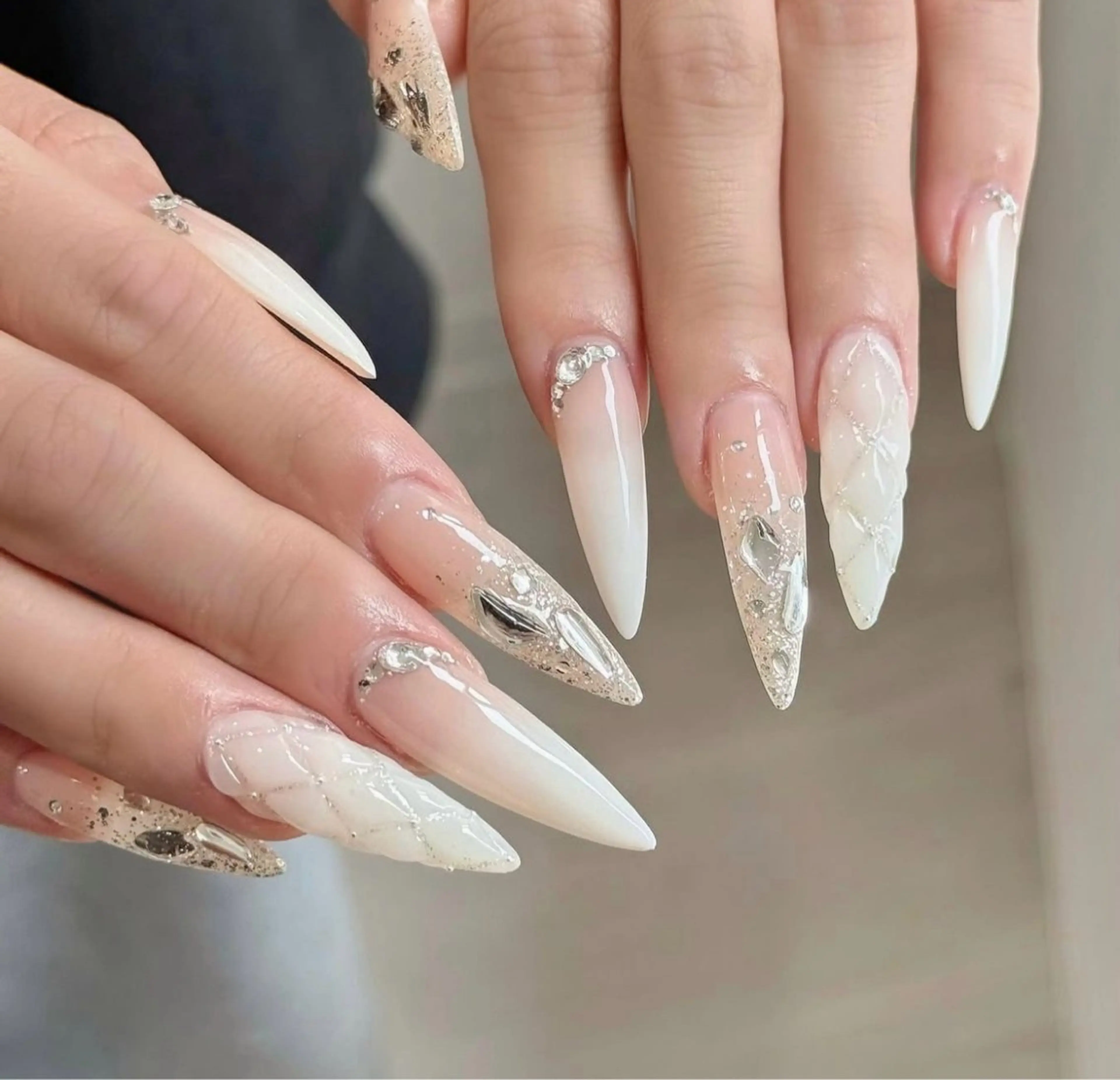 ネイル オーロラネイル ブルー チークネイル フットネイル フレンチネイル ハンドネイル HANA ハナのネイルデザイン