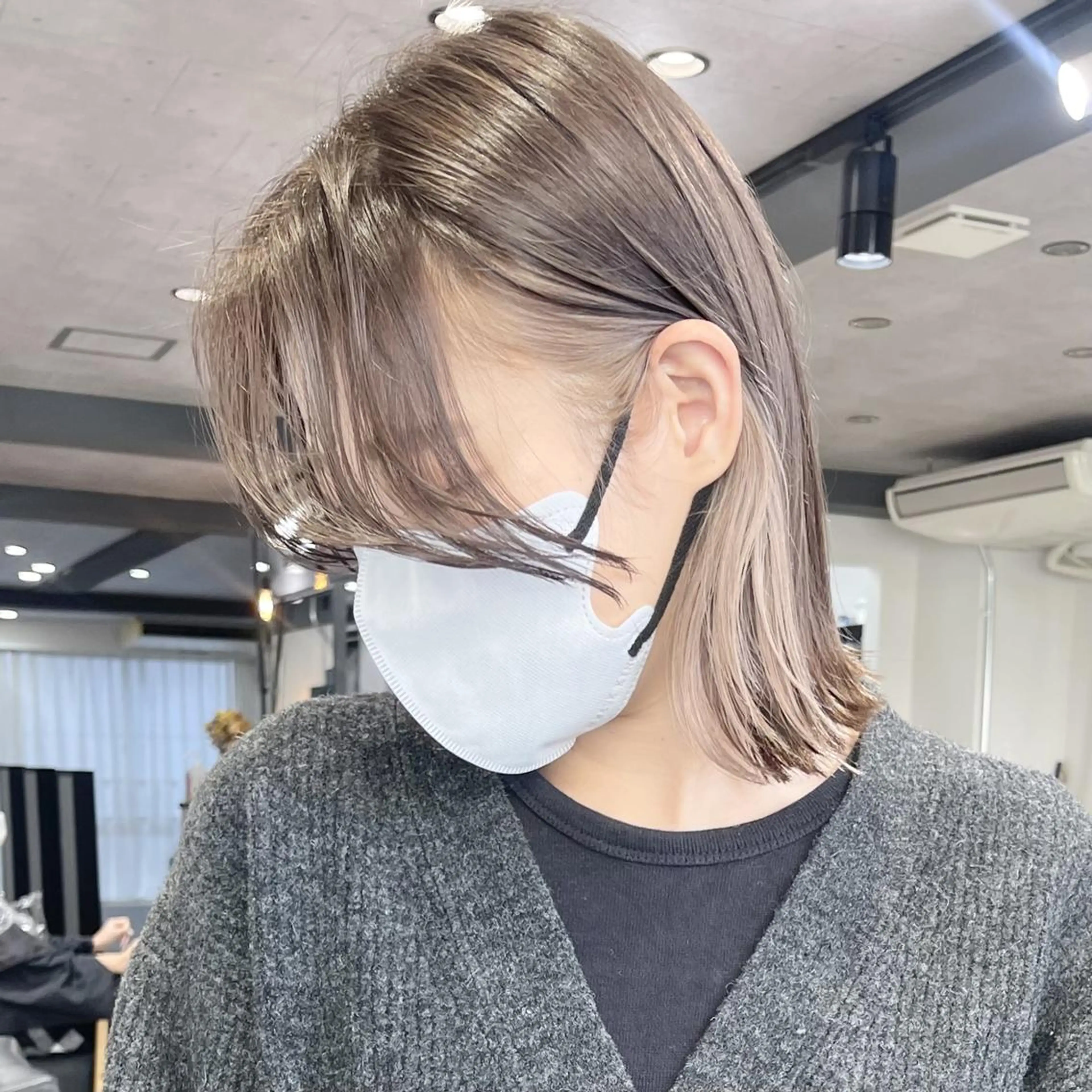 【ミニモ新規限定♪】イヤリングカラー⭐️ケアブリーチ使用⭐️イヤリング＋全頭カラーの写真