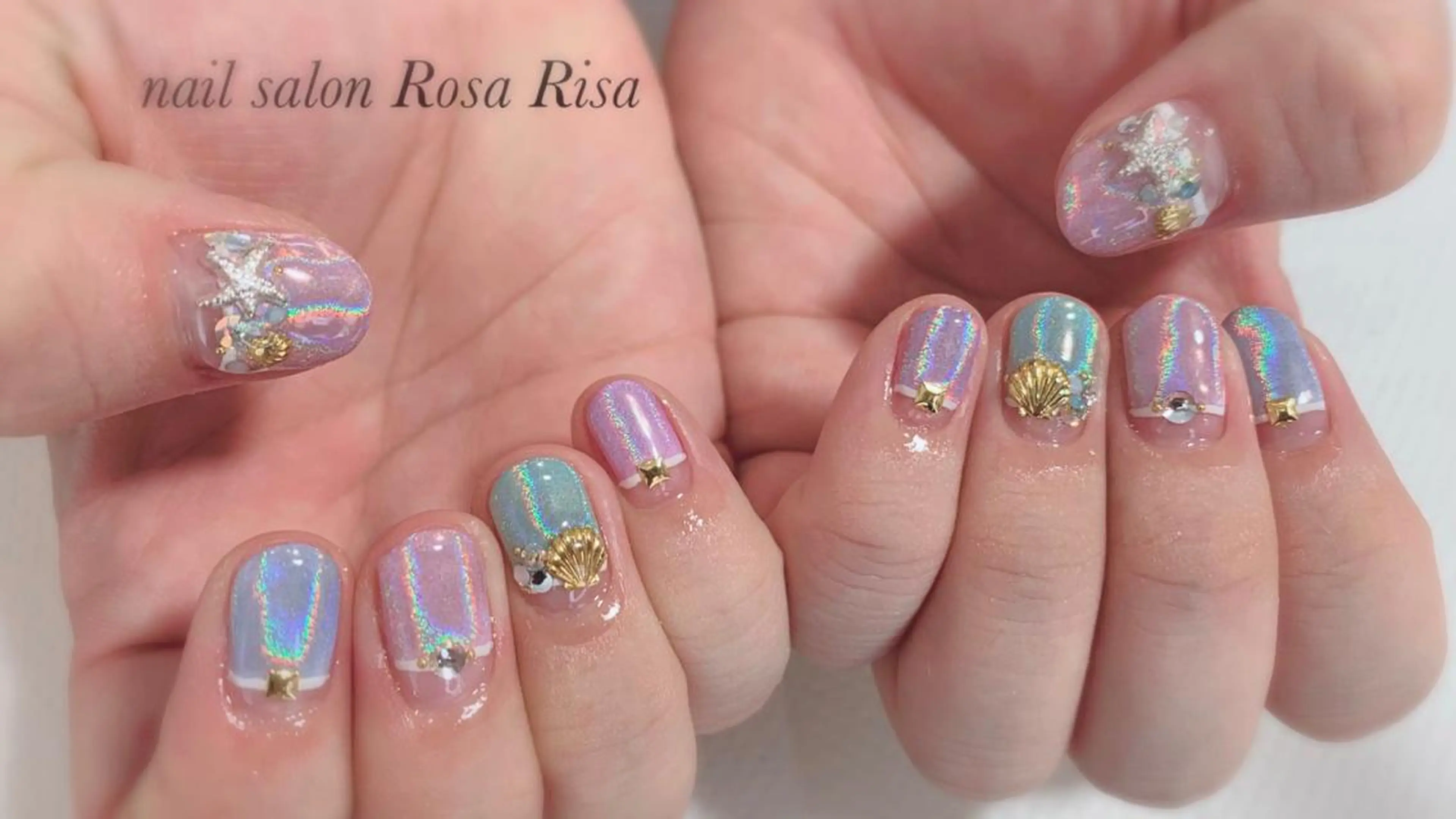 ショート ネイル ハンドネイル ネイルスタジオ シェイクユアハンズのネイルデザイン