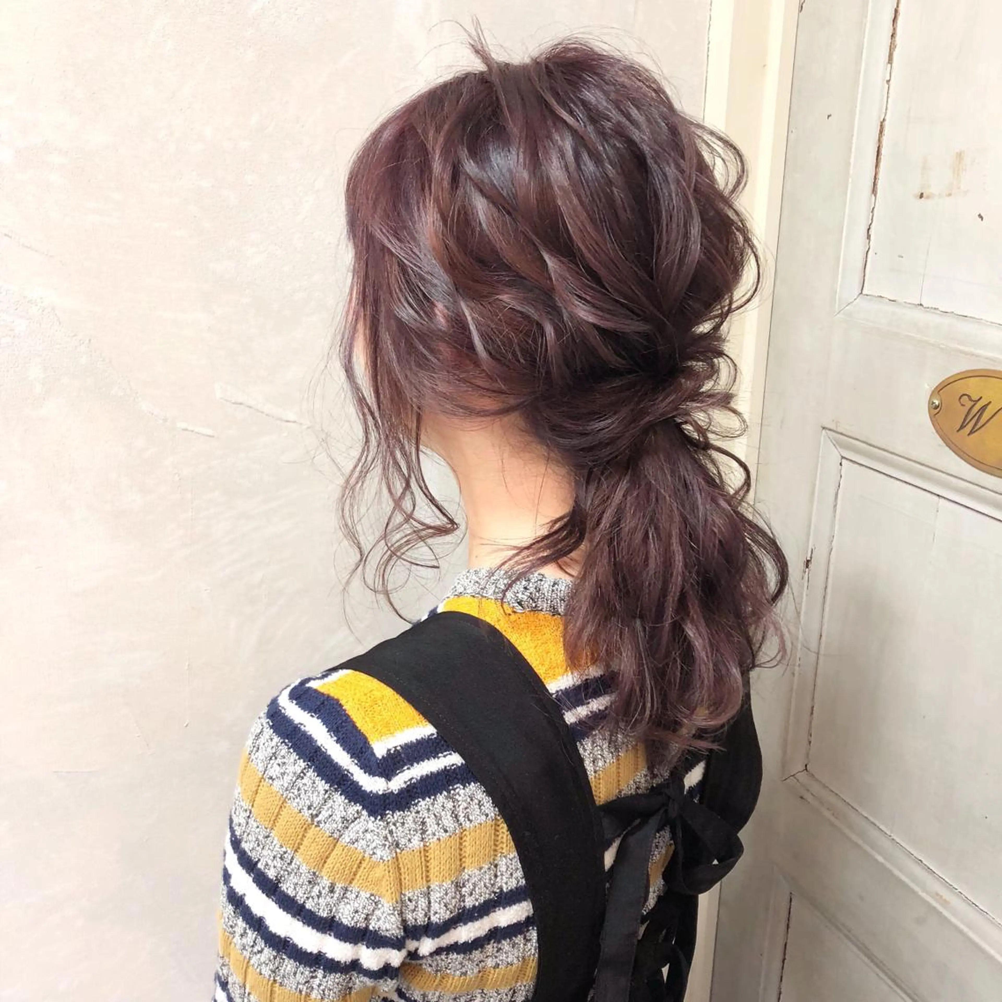 セミロング カラー ヘアアレンジ ラベンダーカラー ラベンダーグレー autre所属・大久保 ひでなりのヘアスタイル