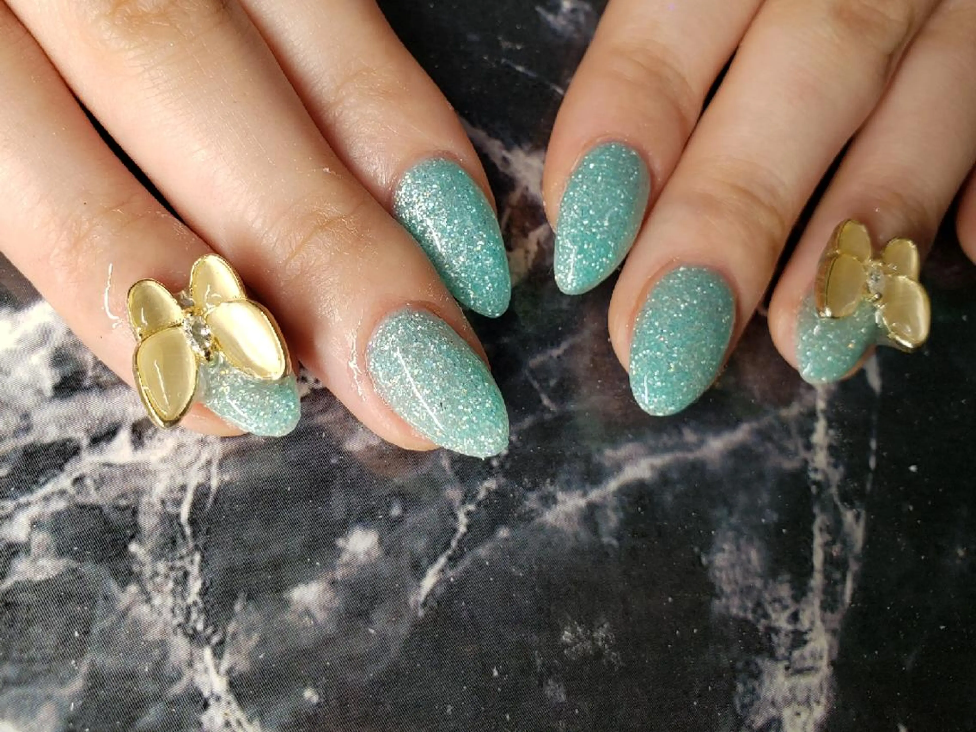 ネイル ハンドネイル クロキ 。のネイルデザイン