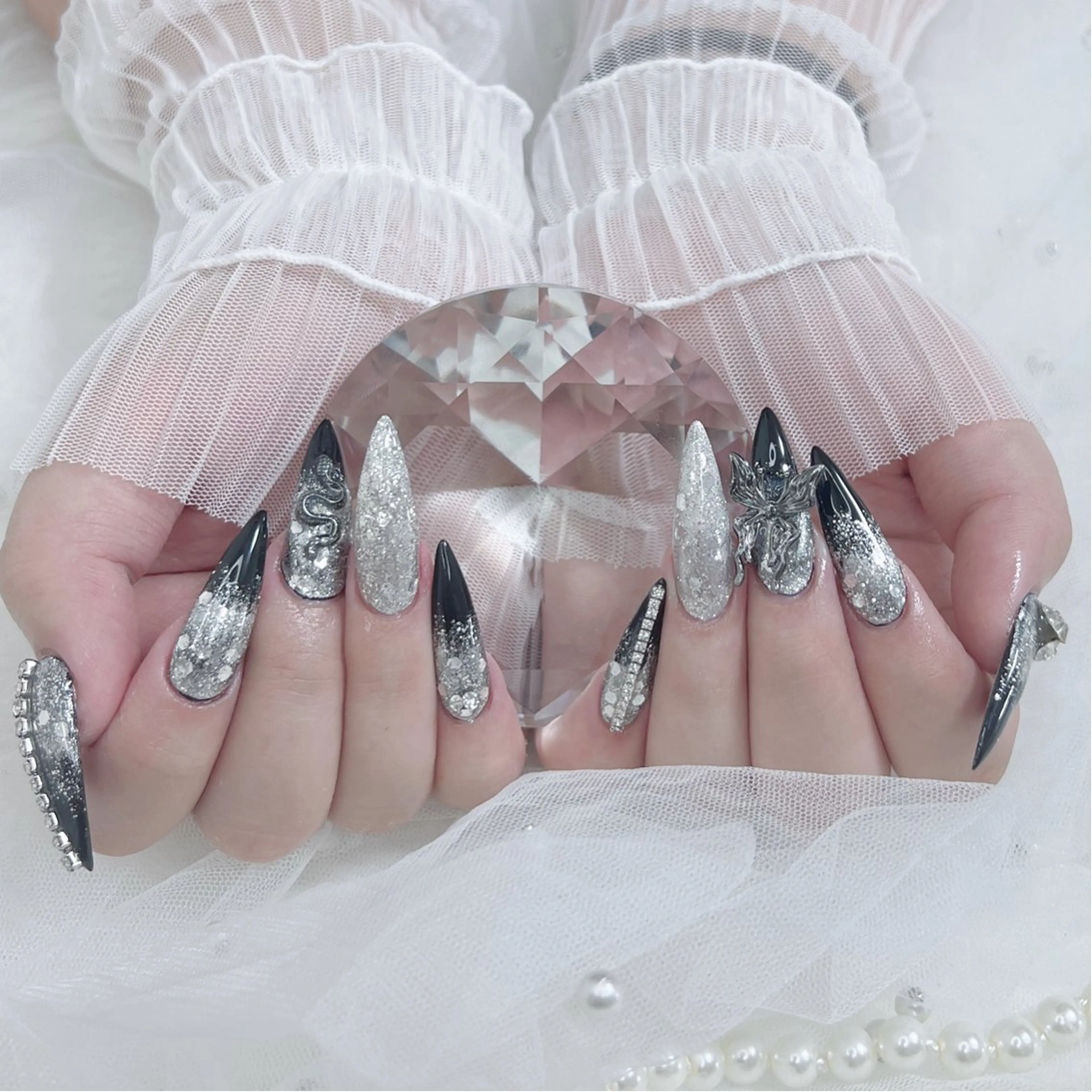 ネイル ハンドネイル 𝐑𝐢𝐦𝐮𝐚 𝐍𝐚𝐢𝐥のネイルデザイン