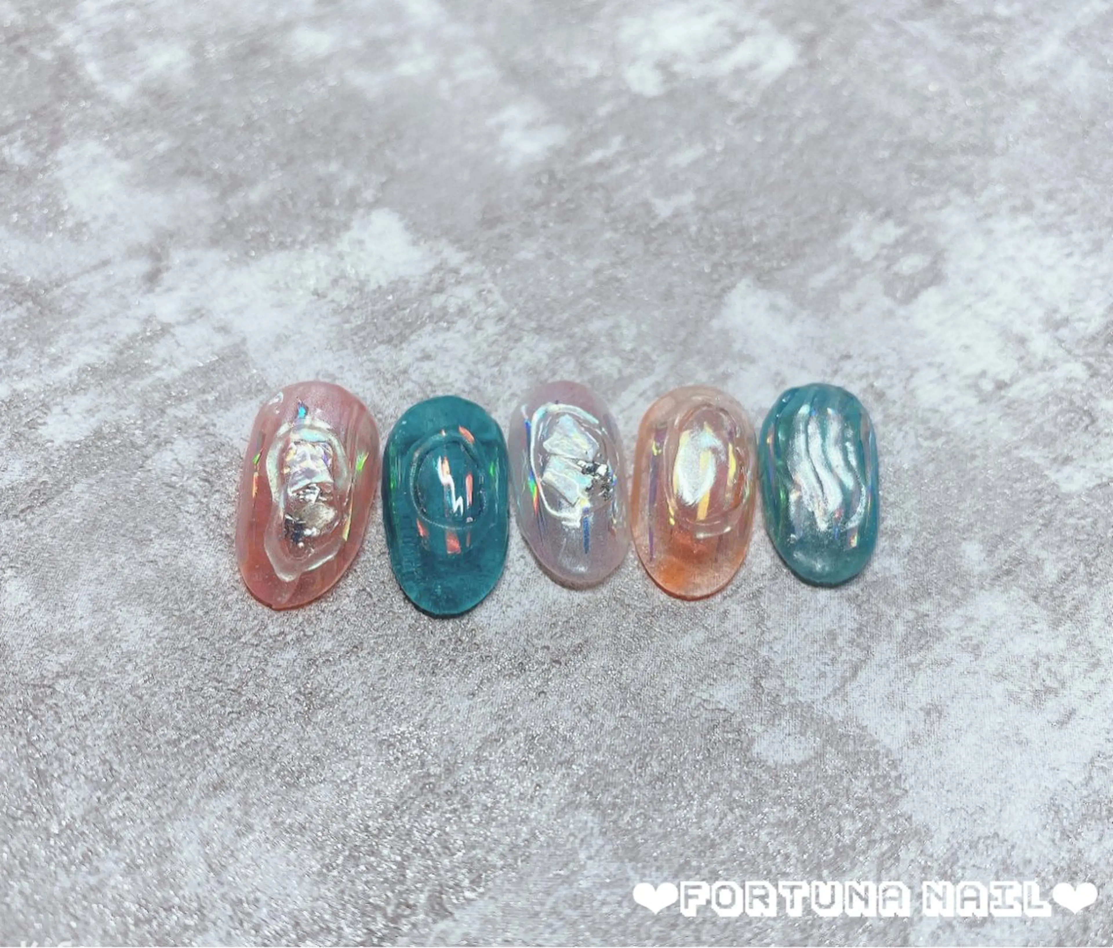 ネイル ハンドネイル Nail •Head スパFortunaのネイルデザイン