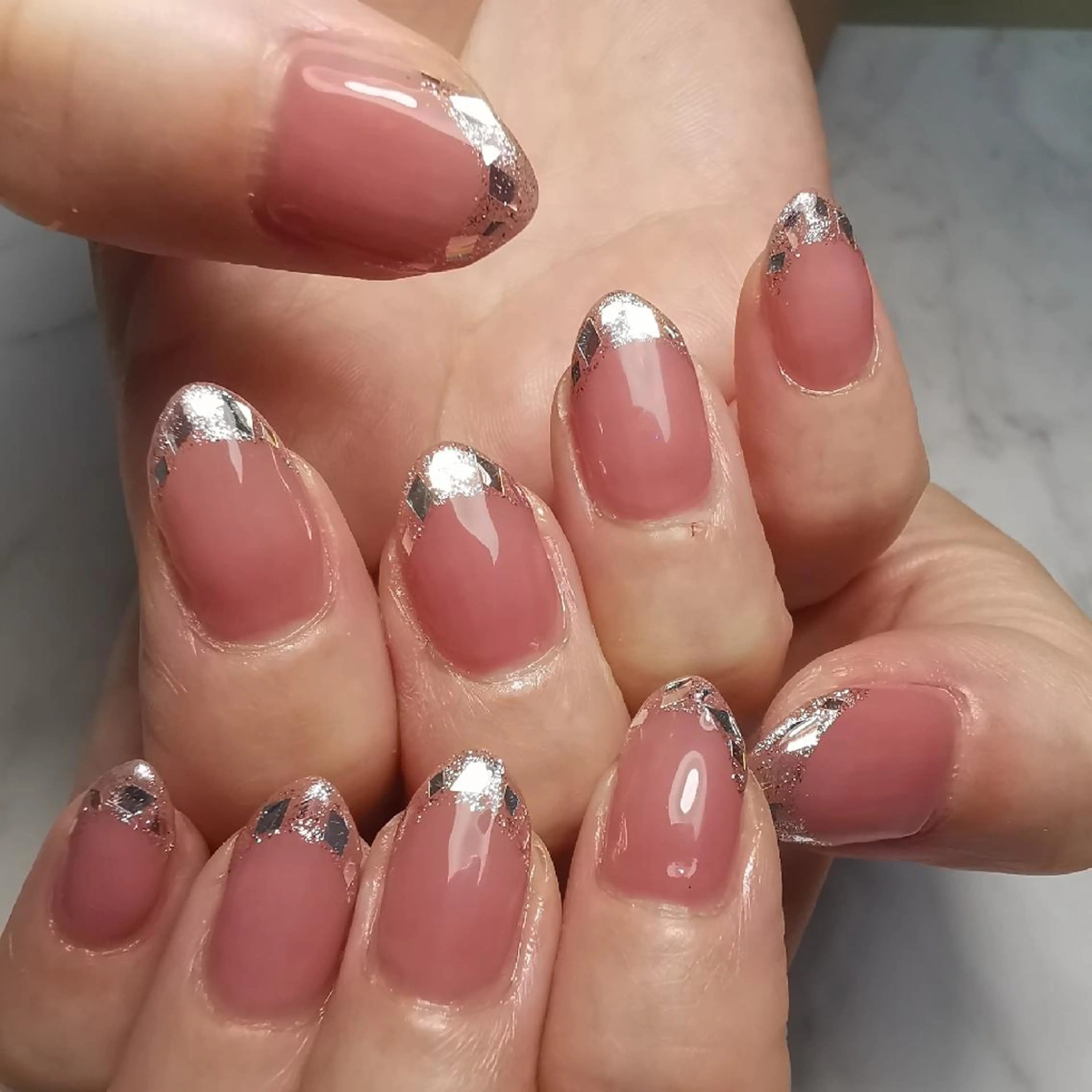 ネイル フレンチネイル ガラスフレンチ ハンドネイル reve あやののネイルデザイン