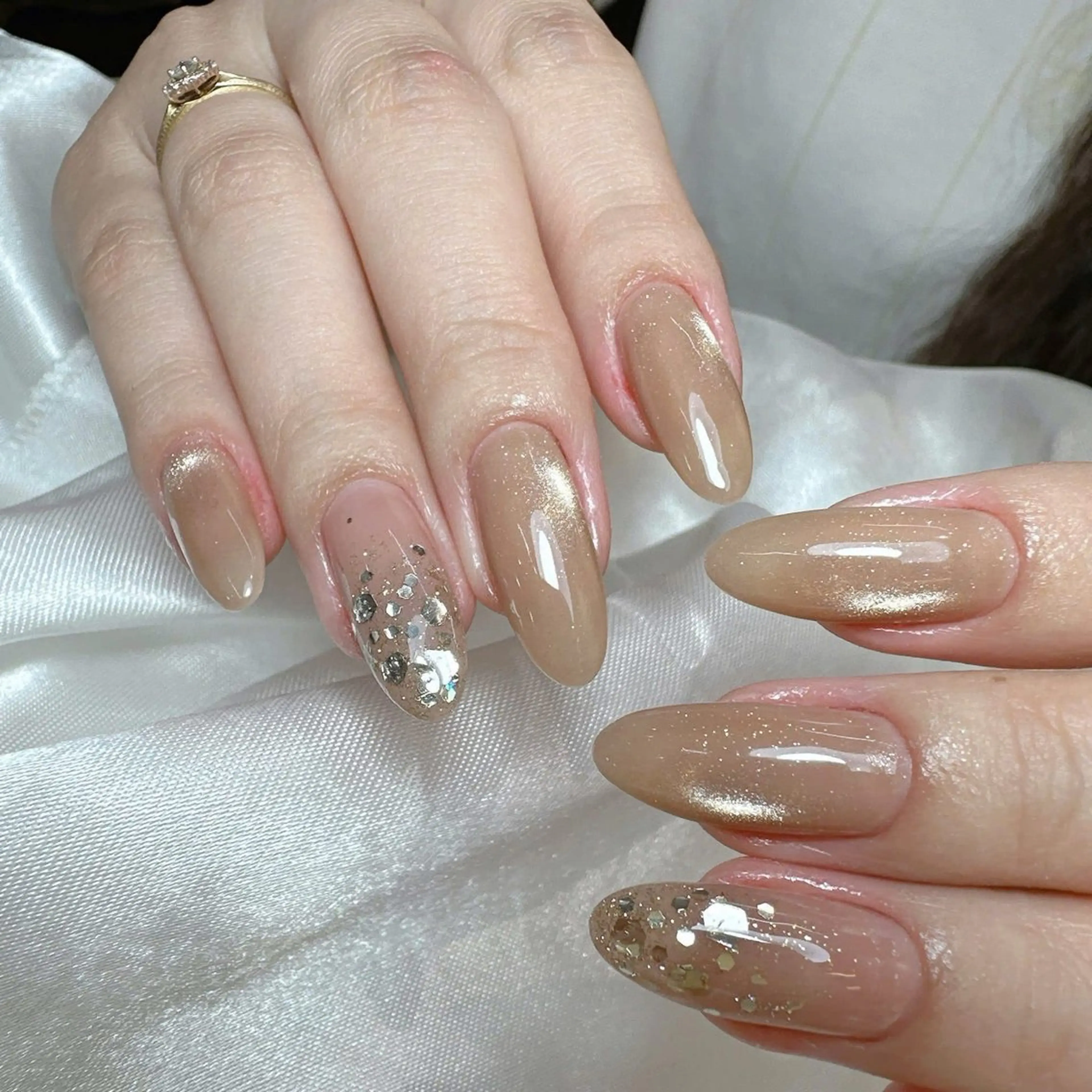 ネイル ハンドネイル MQueen ネイルサロンマルのネイルデザイン