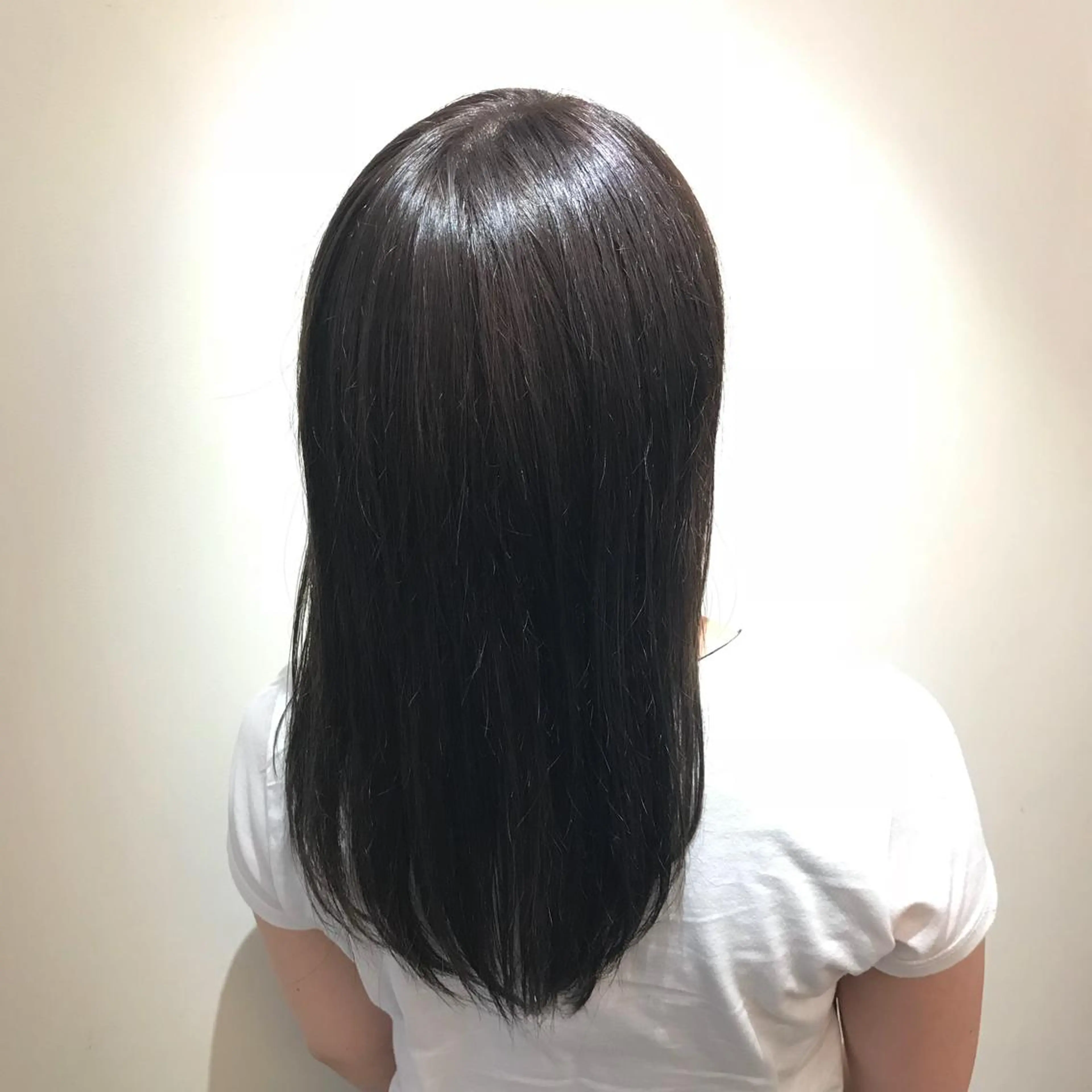 セミロング 髪質改善 斉藤 未佳のヘアスタイル