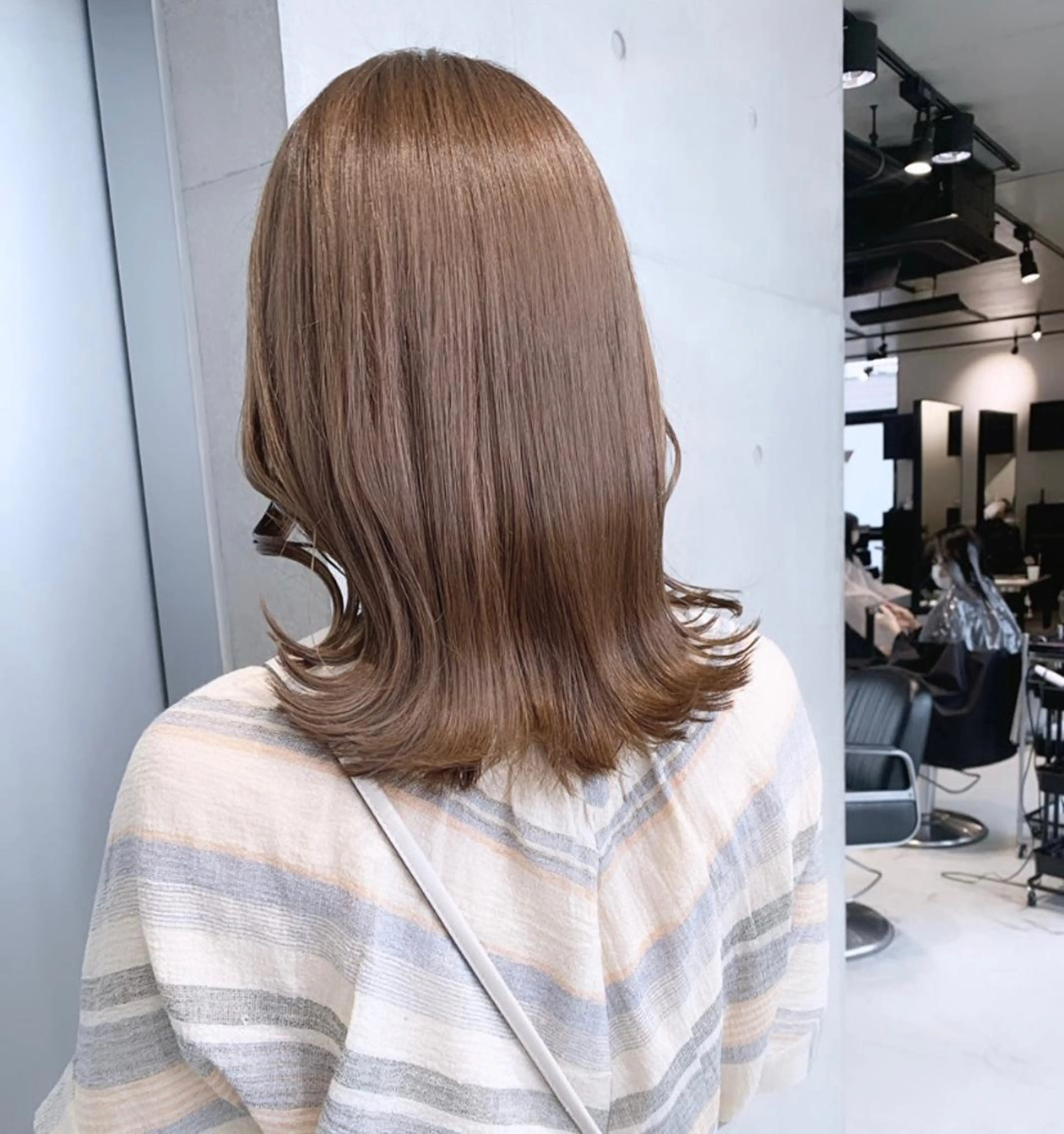 セミロング カラー ヘアカラー トリートメント 透明感/オリーブ/ グレージュ/YUKAのヘアスタイル