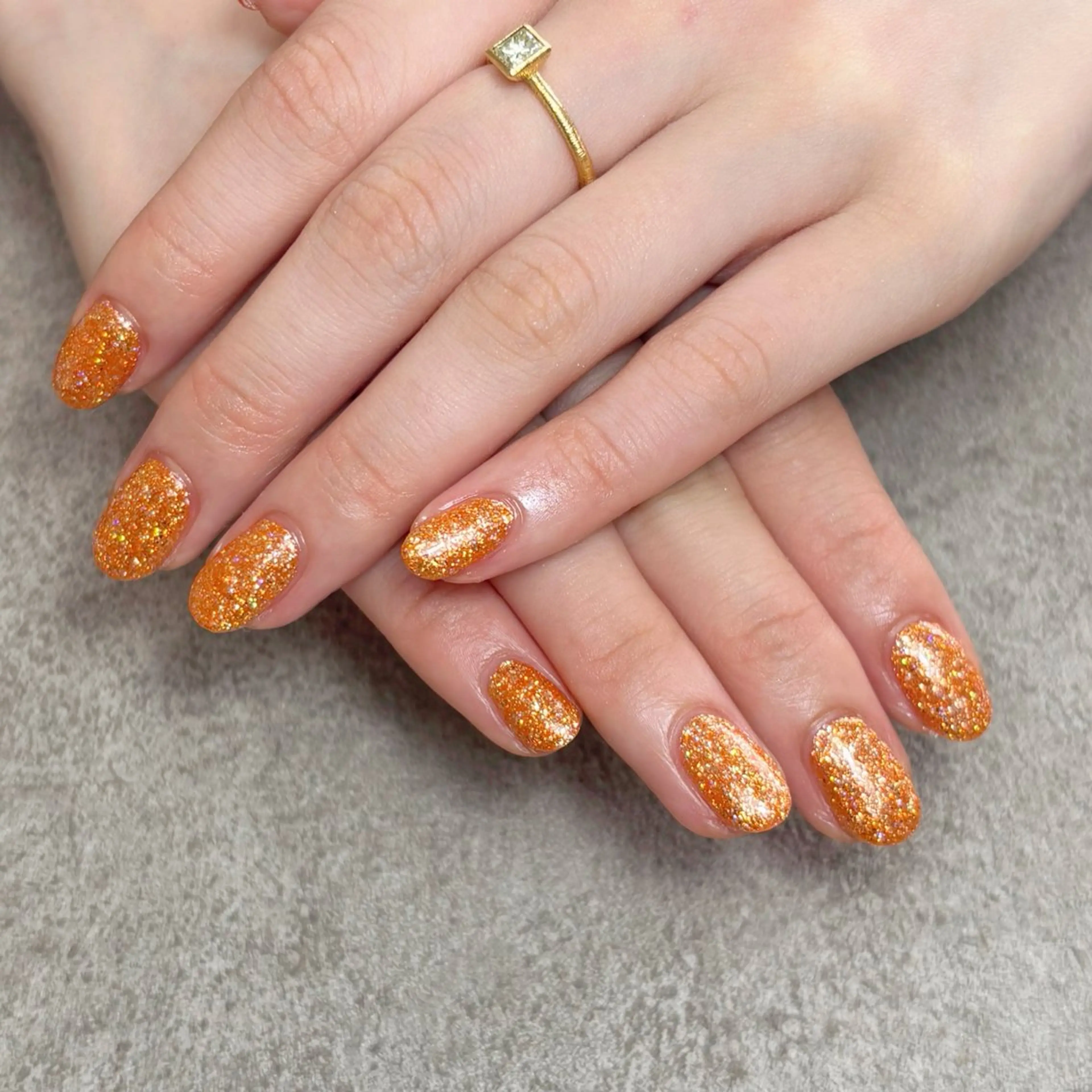 ネイル ハンドネイル nailroom DIASOMNIAのネイルデザイン