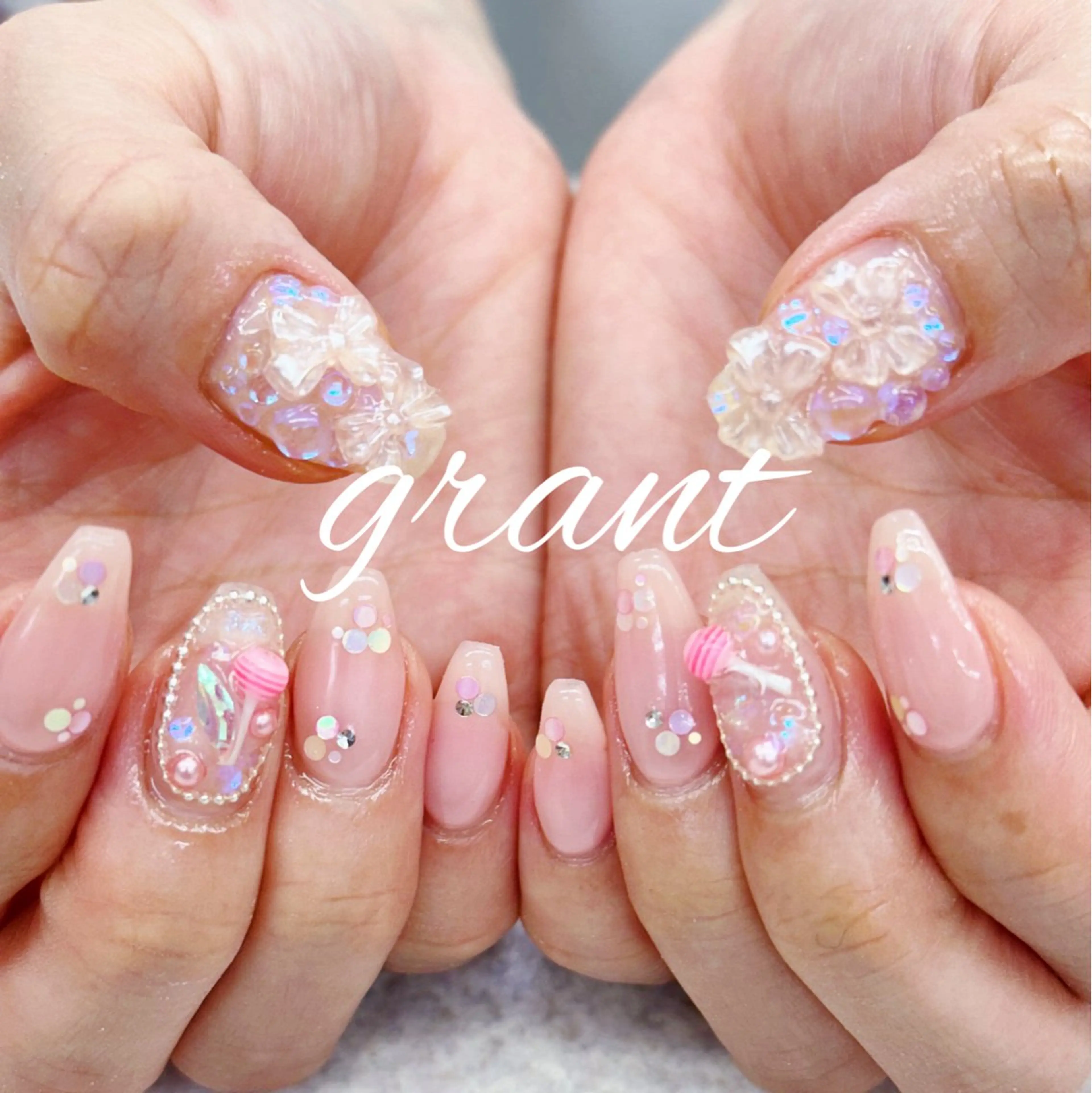 ネイル キラキラネイル ハンドネイル nail salon grant所属・nailsalon grantのネイルデザイン