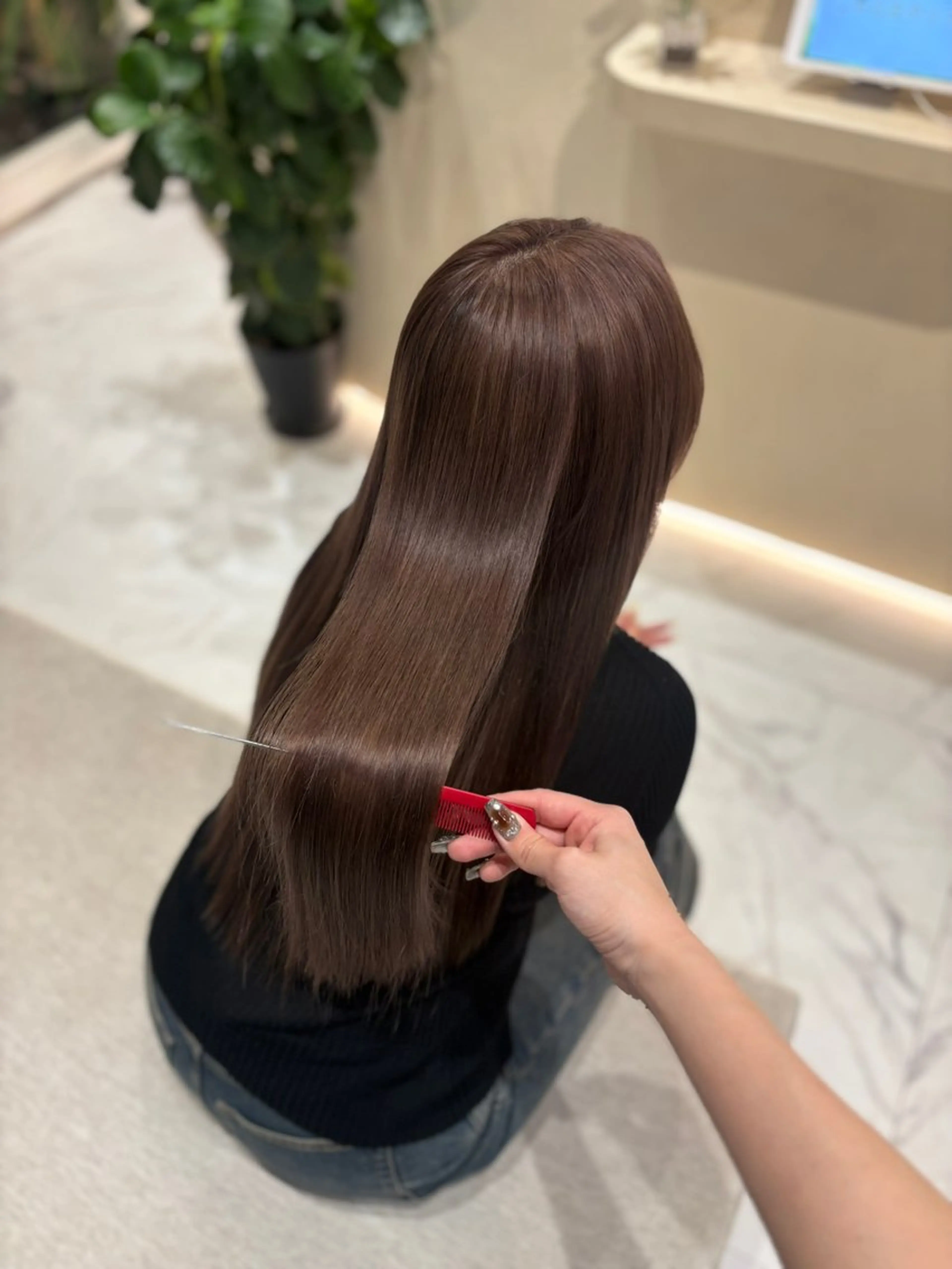 カラー ヘアカラー 赤み消しカラー🪽 透明感カラー🪽のあのヘアスタイル