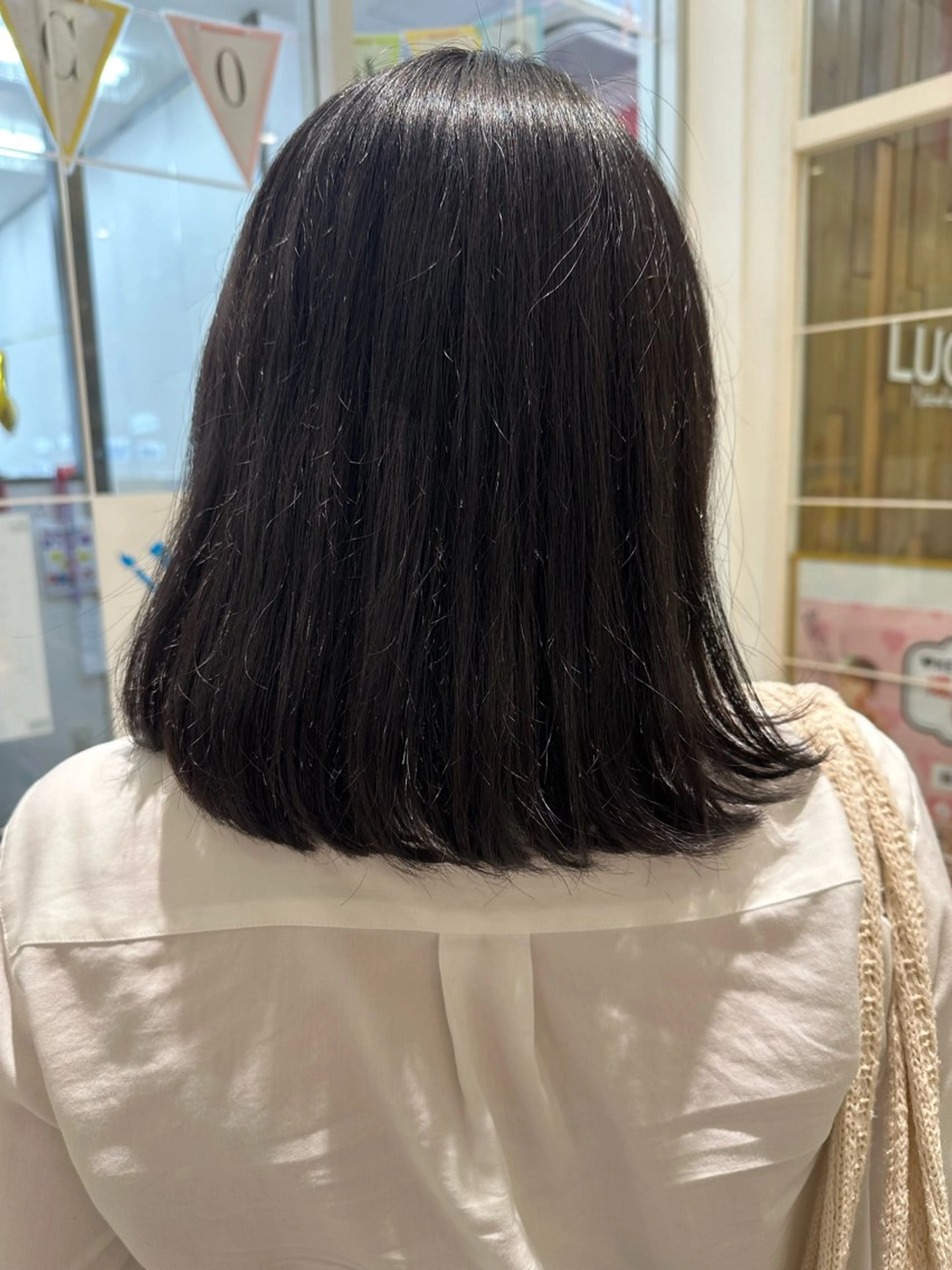 ミディアム 切りっぱなしボブ ボブ Ancheri by flammeum戸塚店所属・ひな/ボブカット/ ブリーチなしWカラーのヘアスタイル