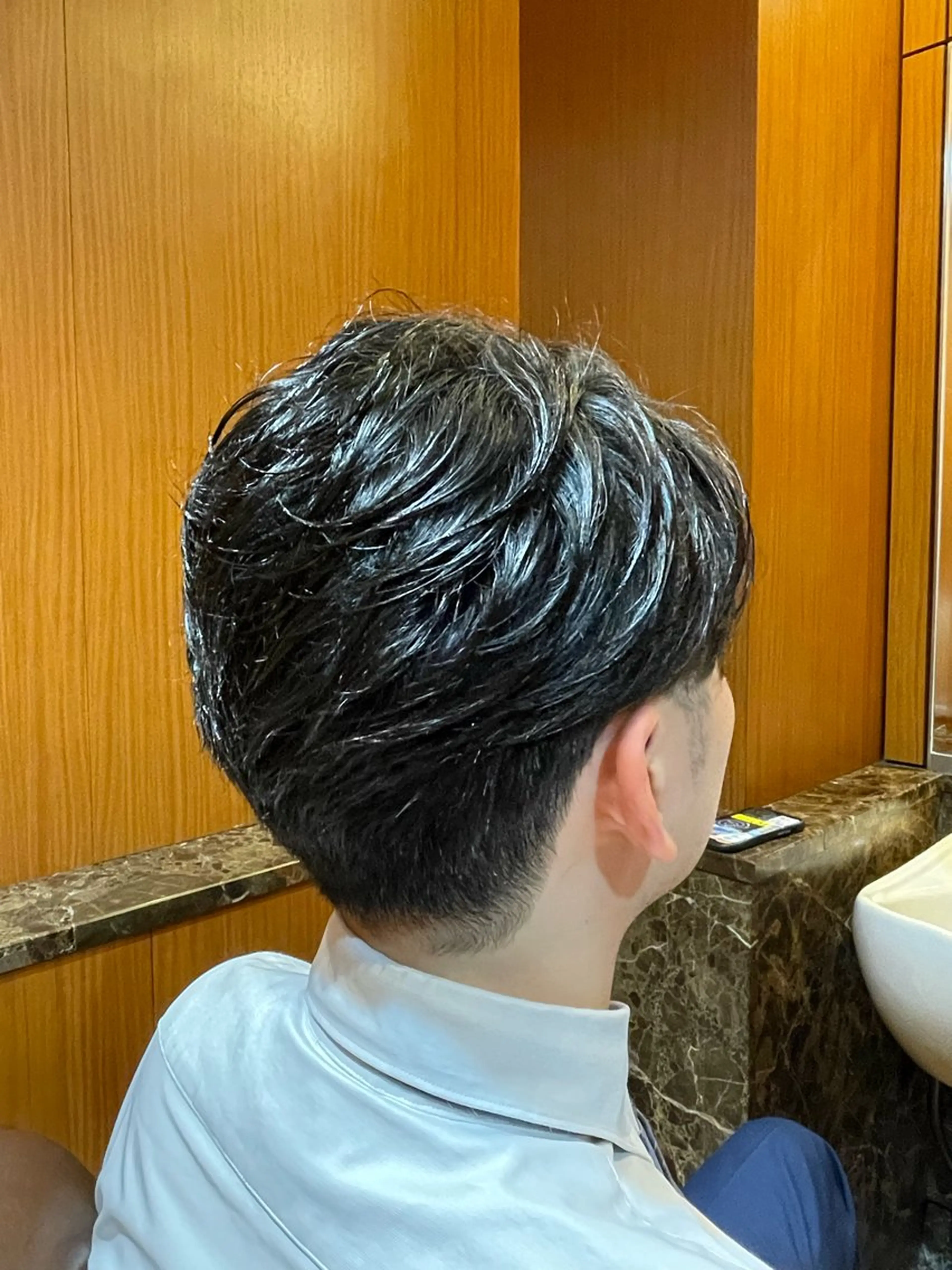 メンズ 刈り上げ ヘアモードキクチ銀座店所属・シマサキ シイナのヘアスタイル