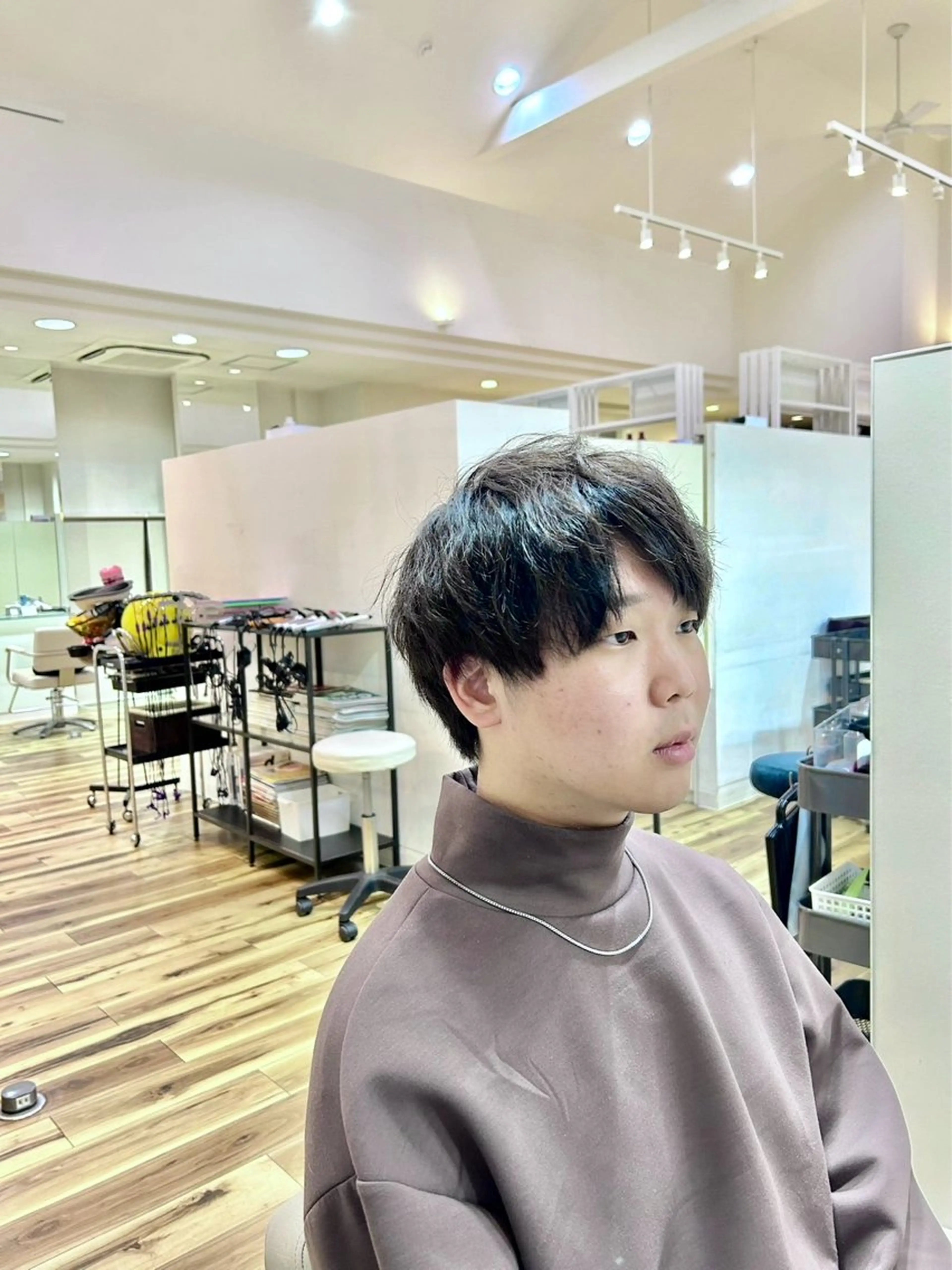 ツイストスパイラル　スパイラル　メンズ.セットしやすいカット＋パーマ　無料アフターフォローが10日以内の写真