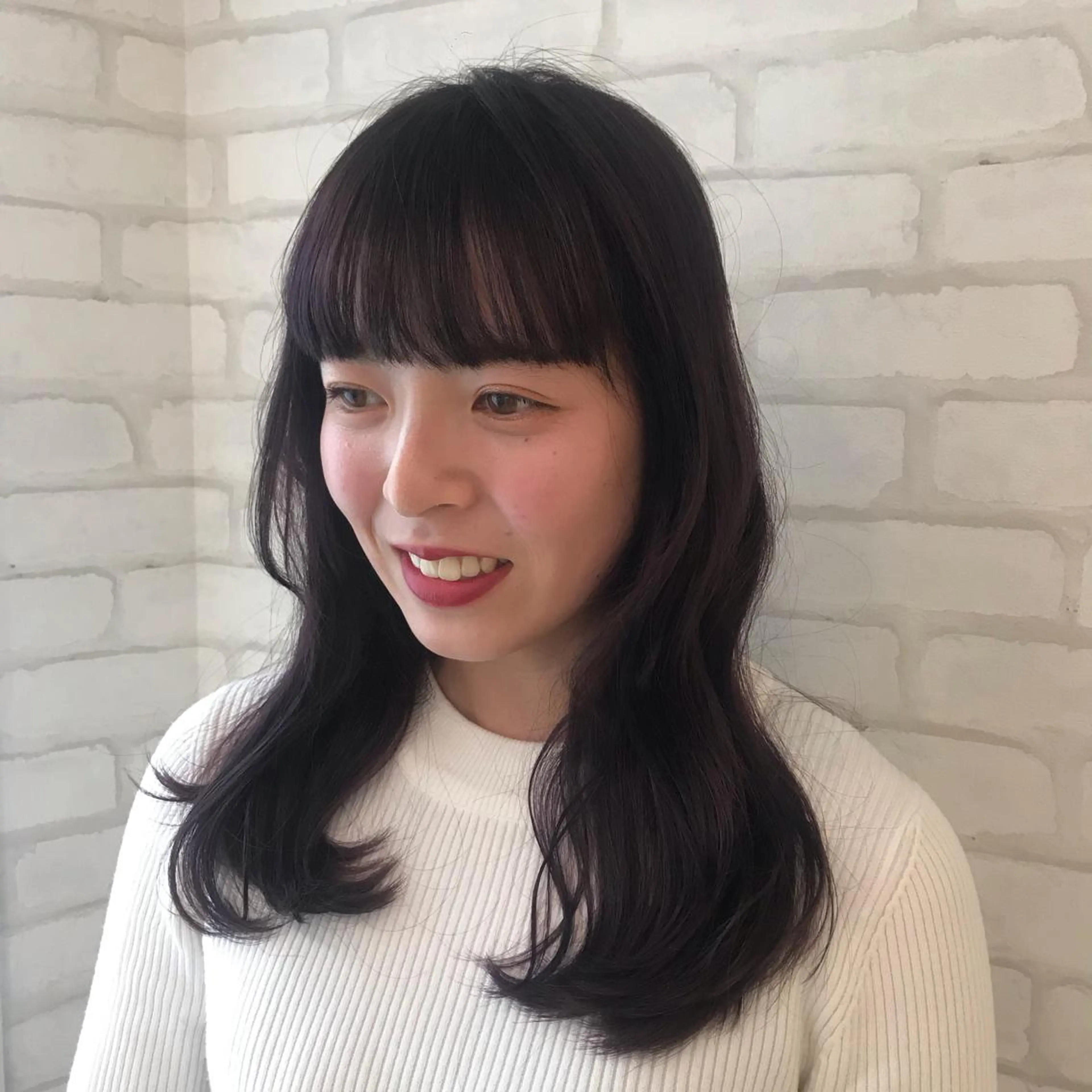 セミロング カラー abilita AZUSAのヘアスタイル