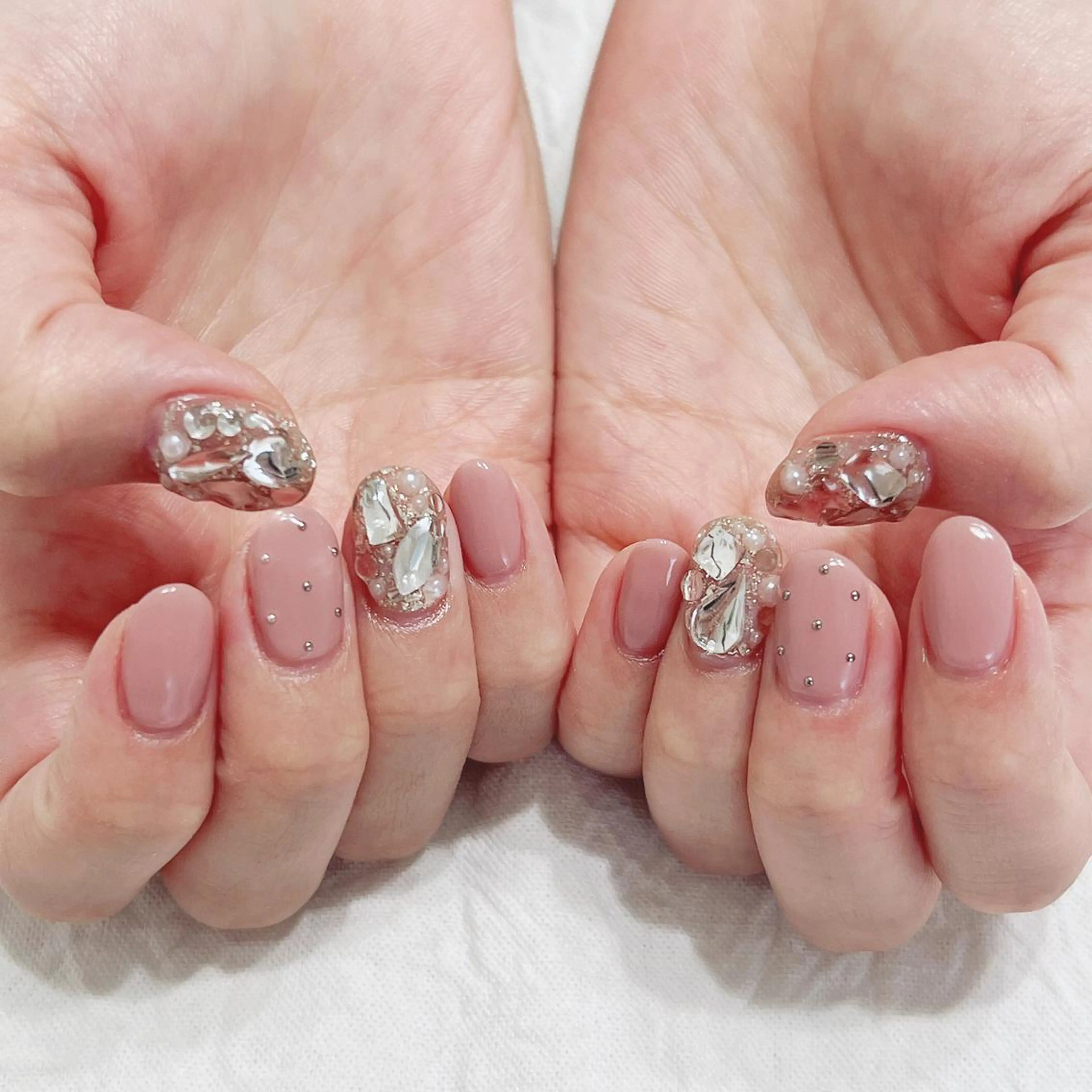 ネイル ストーンネイル ハンドネイル peaberry nailのネイルデザイン