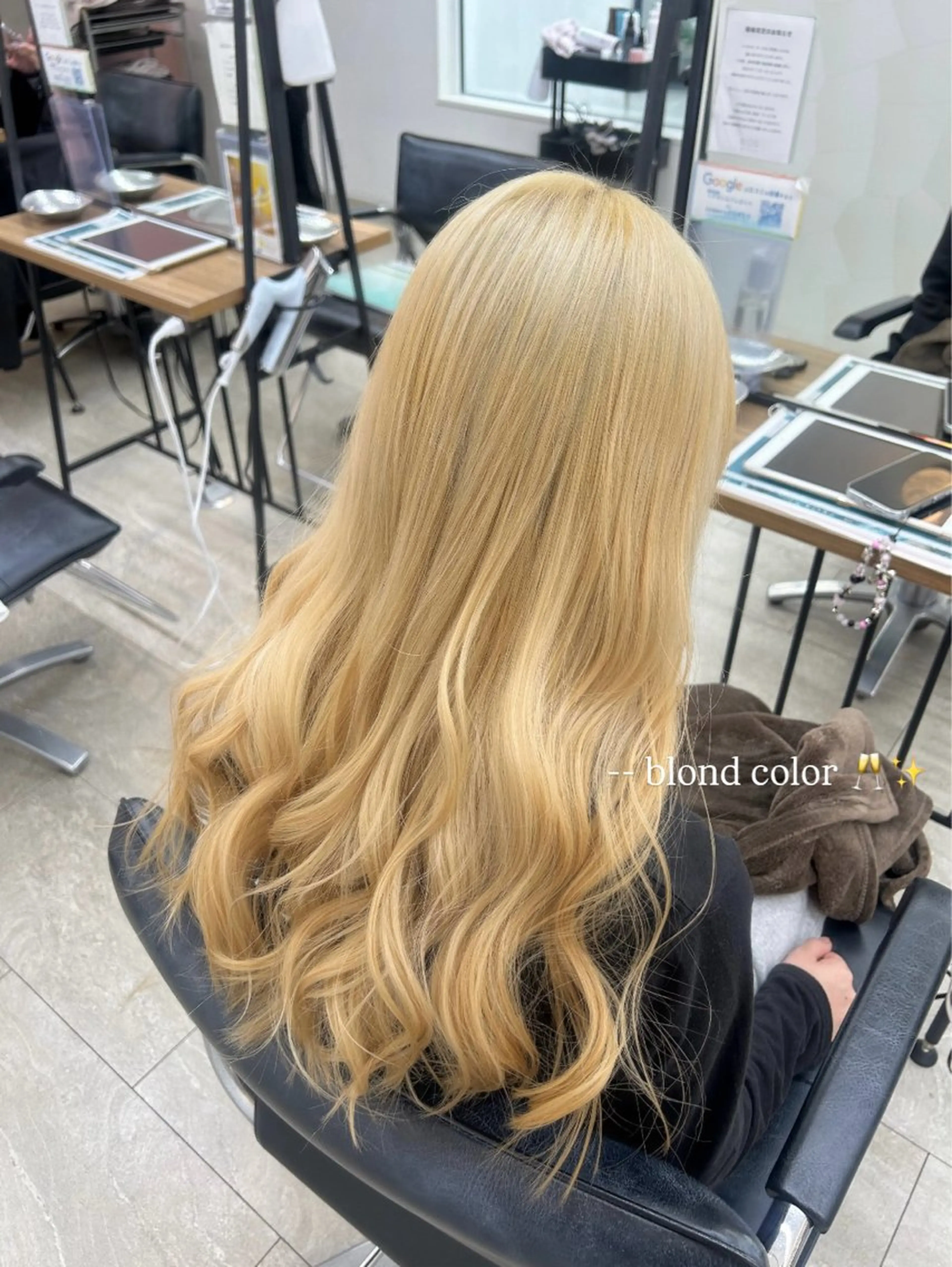 ロング カラー ブリーチ ヘアカラー トリートメント suehiro yunaのヘアスタイル