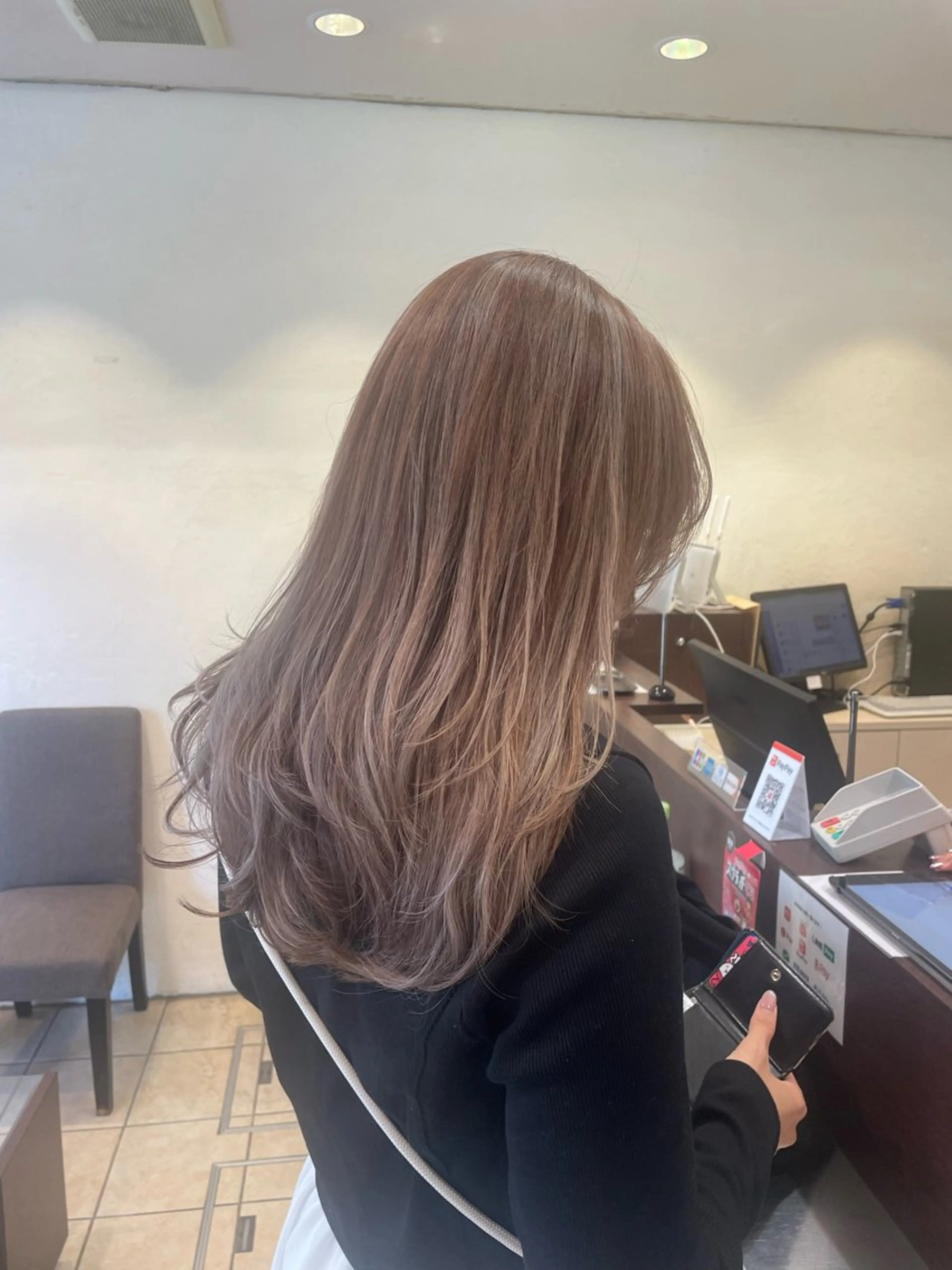 セミロング カット ヘアカラー トリートメント 桑田 新菜のヘアスタイル