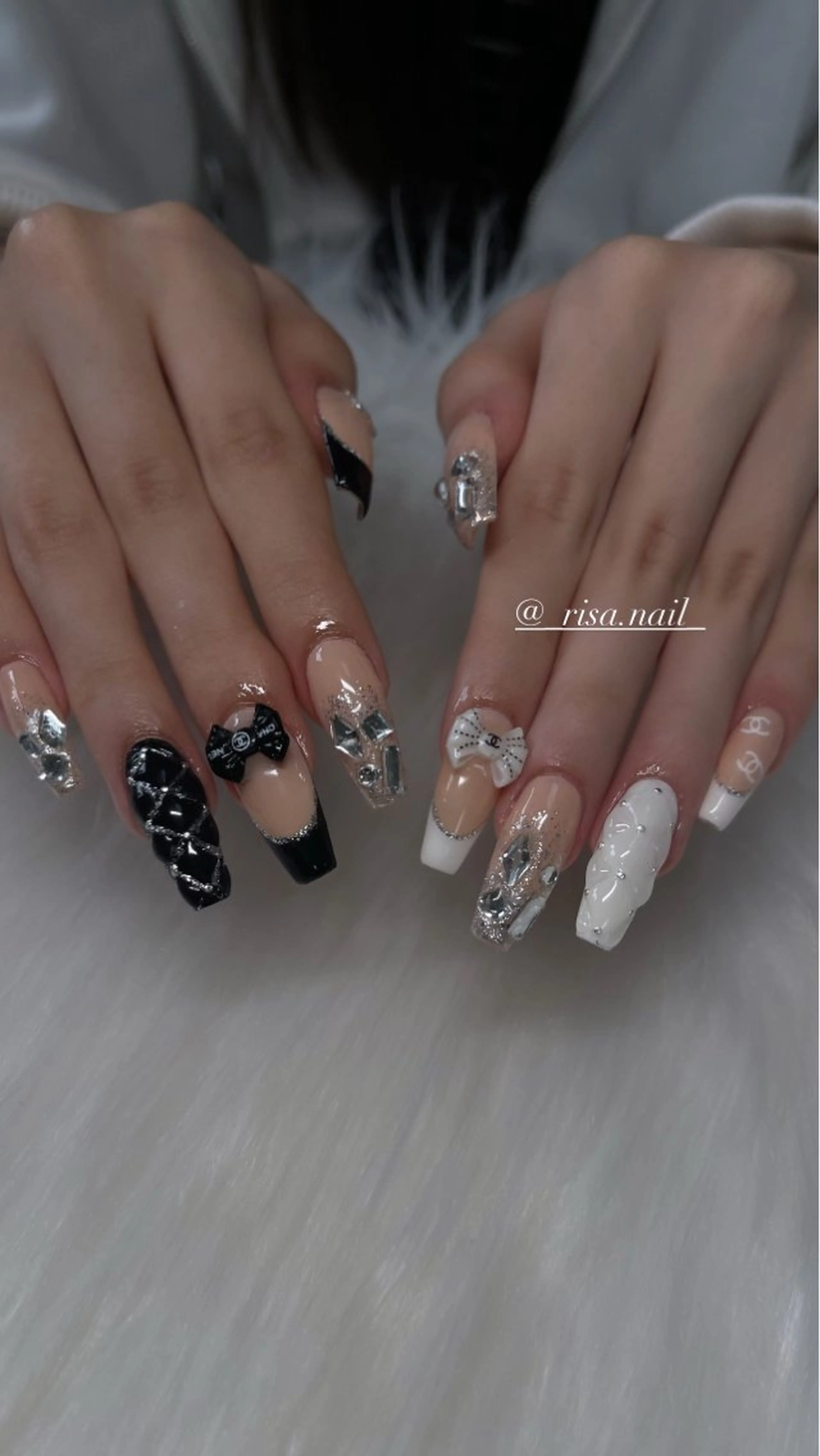 ネイル ハンドネイル 🅁nail🪞✨ risa🎀のネイルデザイン