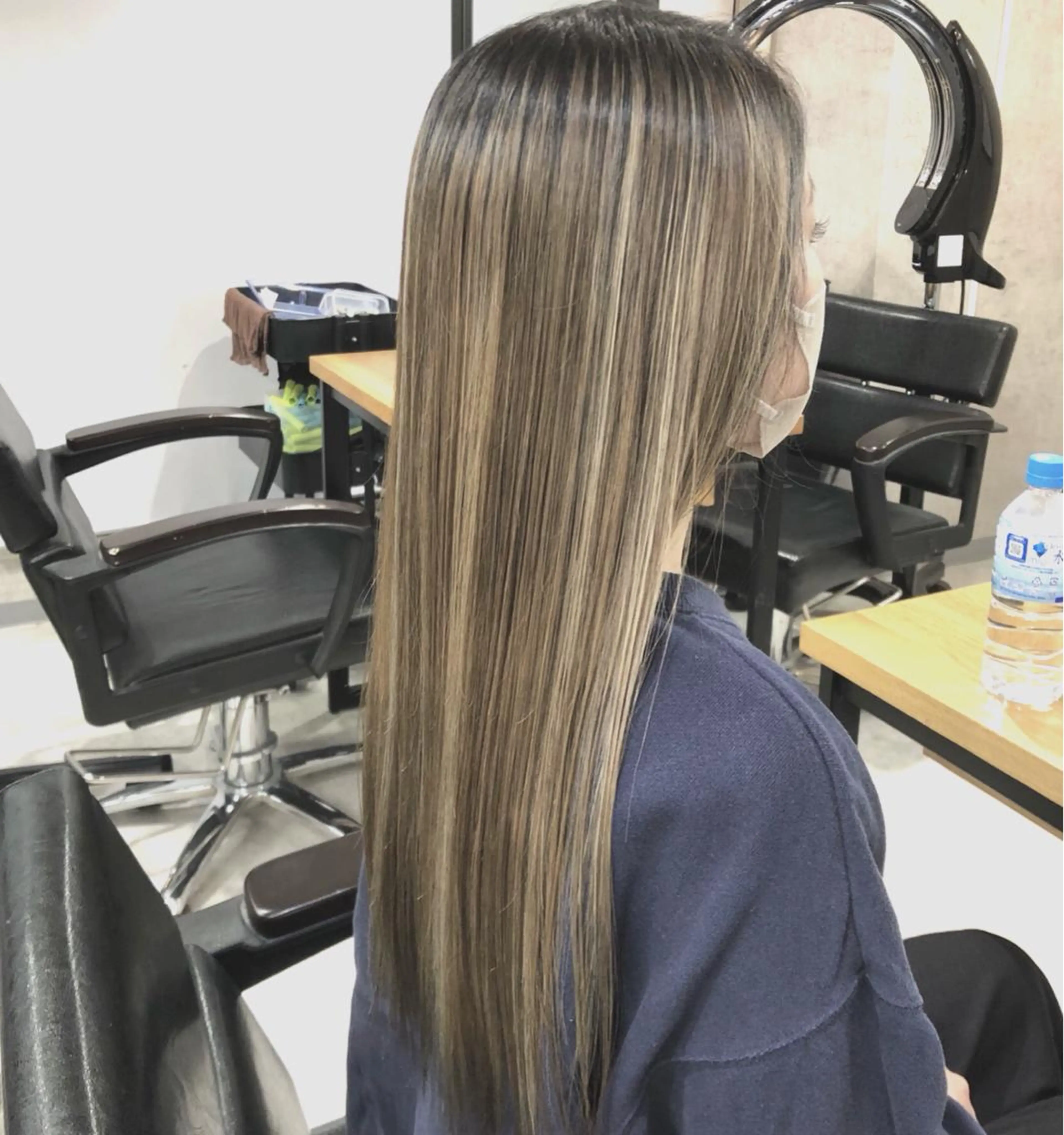 ロング カラー 透明感カラー ハイライトカラー ハイライト 矢島颯哉/ハイトーン ブリーチカラー💎のヘアスタイル