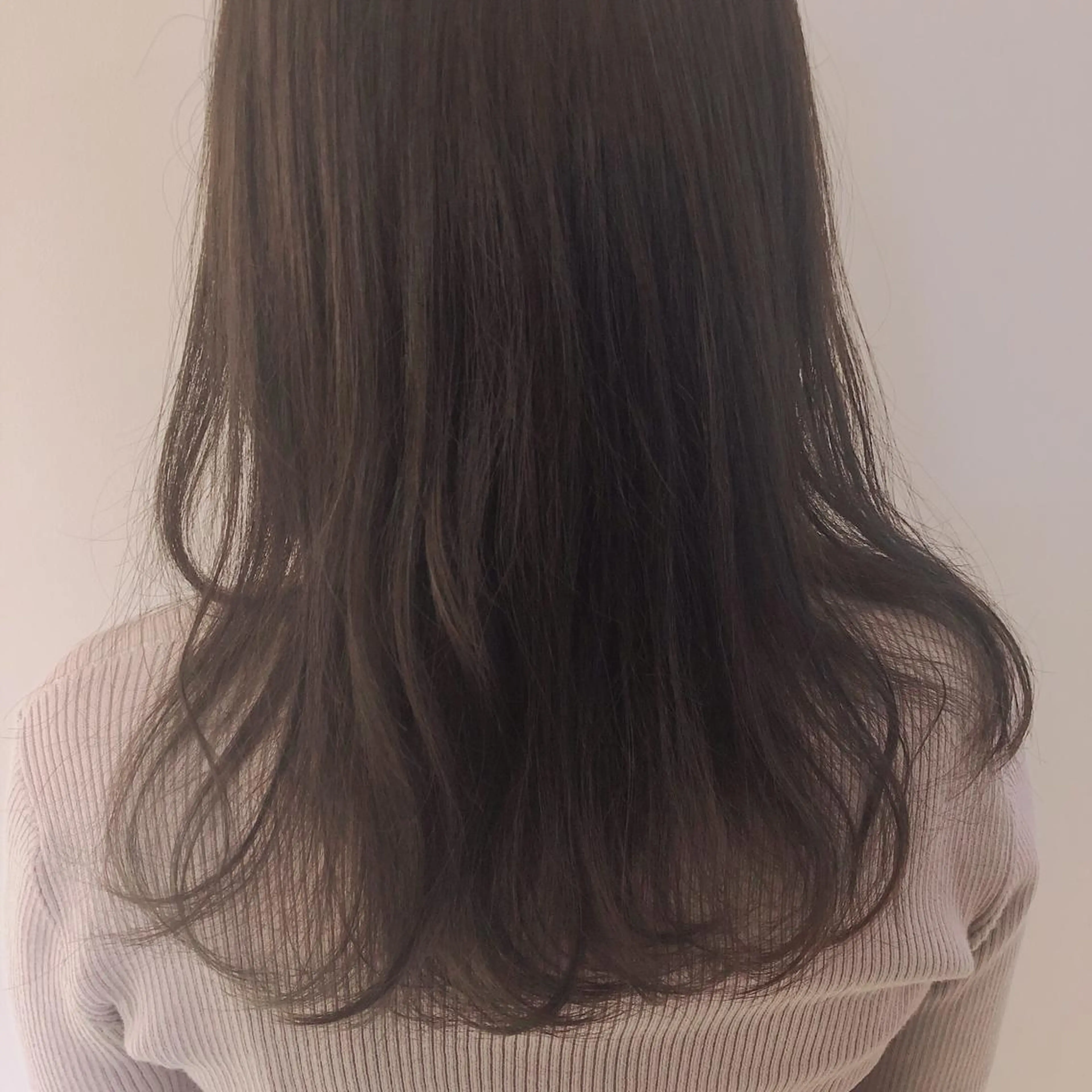 セミロング カラー ショコラグレージュ 透明感カラー グレージュ ヘアカラー トリートメント 韓国hair ·͜· watanabeのヘアスタイル