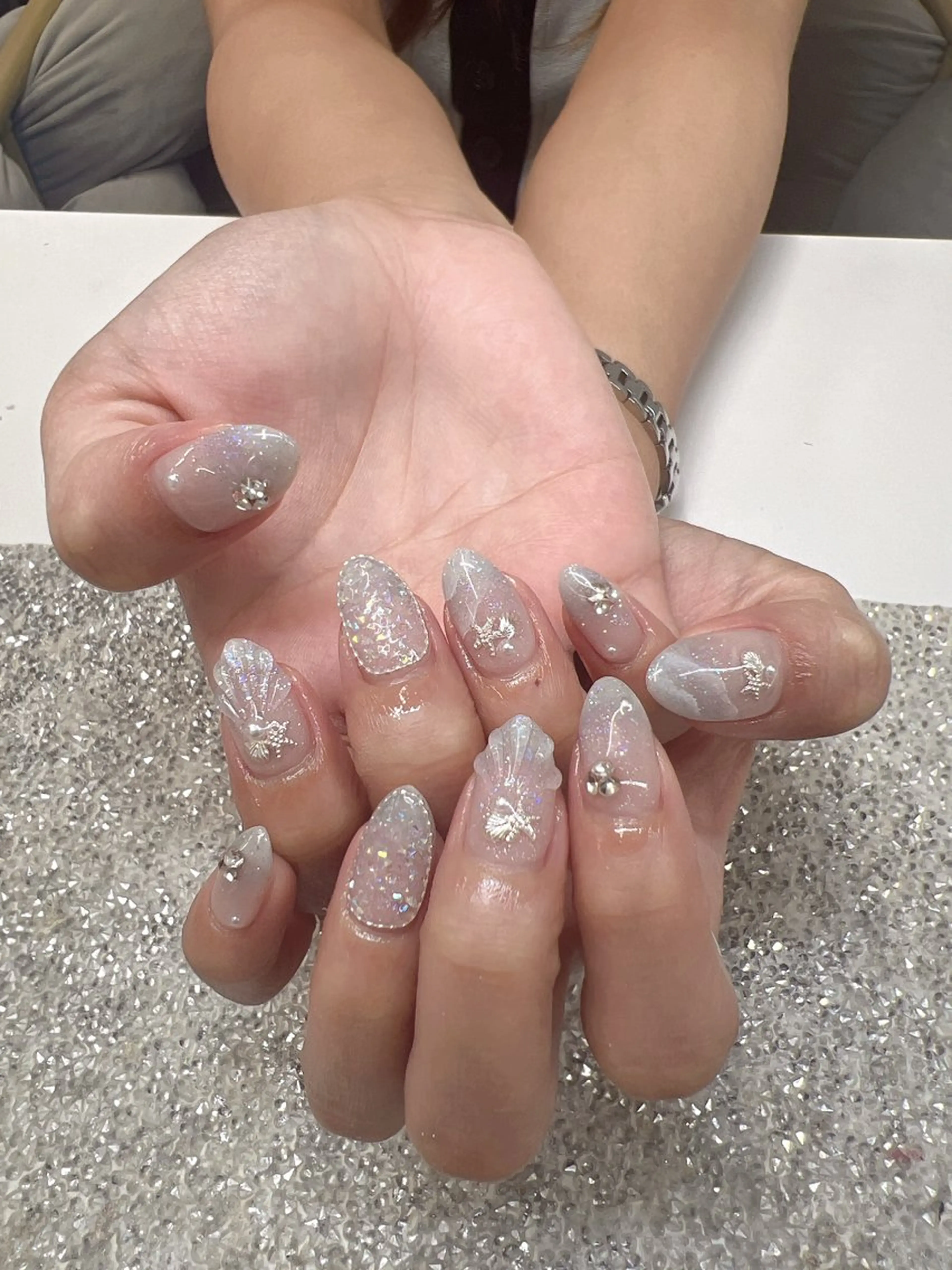 ネイル Guarendo錦糸町店所属・ガレンドウ 白澤 愛子のネイルデザイン