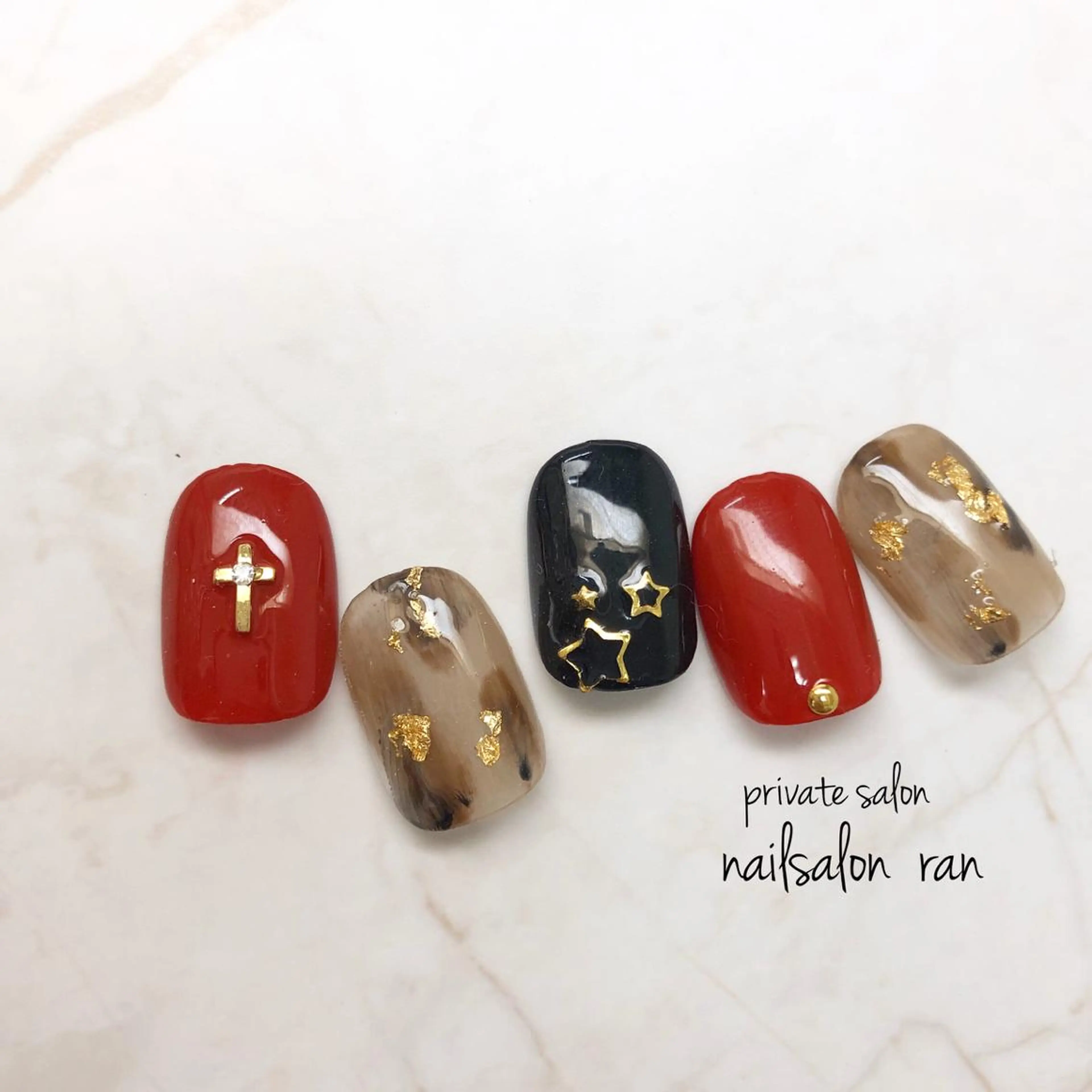 ネイル アートネイル ハロウィン 持ち込み nailsalon ranのネイルデザイン
