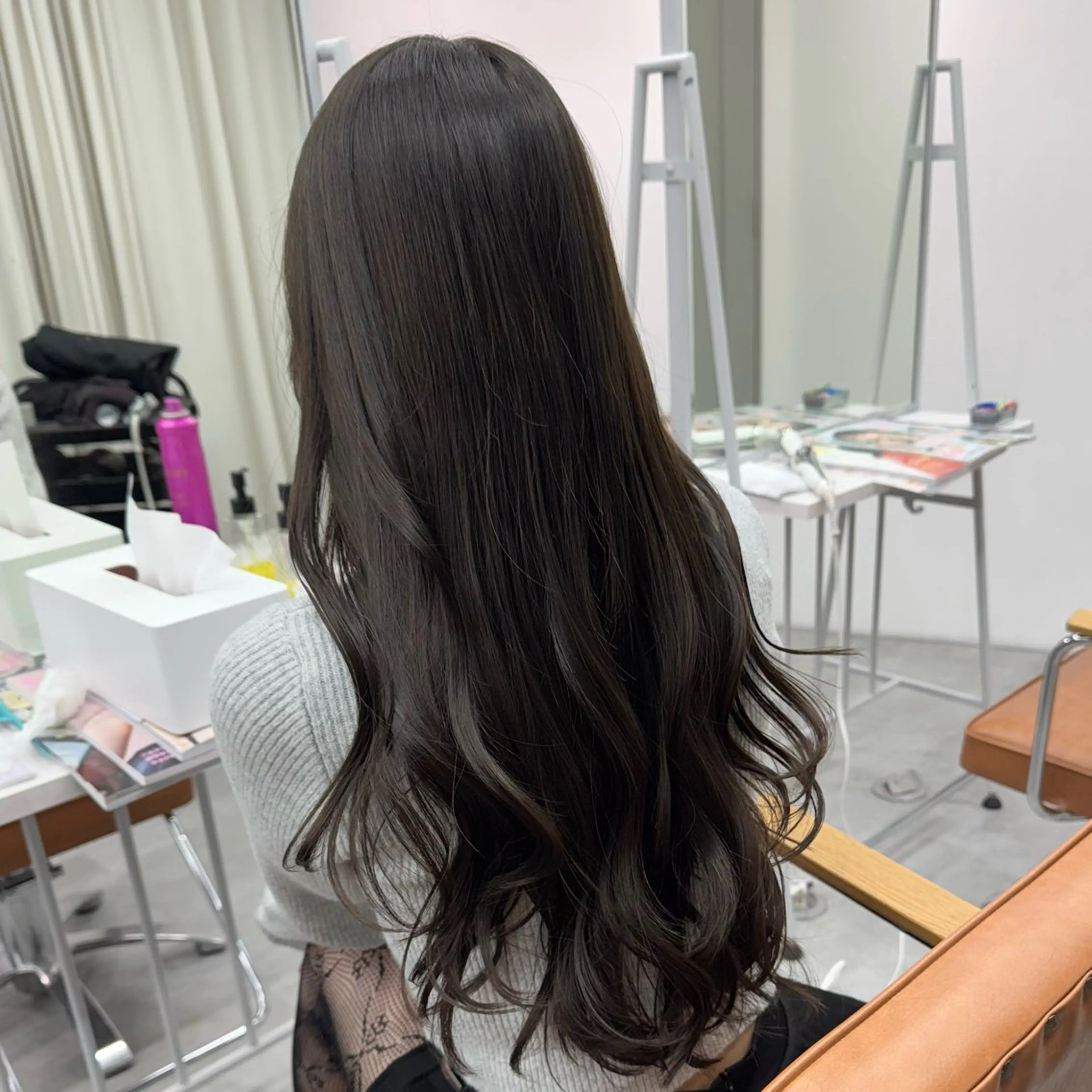 ロング カラー ヘアアレンジ ヘアカラー ブリーチなしカラー /ベージュ/安形翔のヘアスタイル