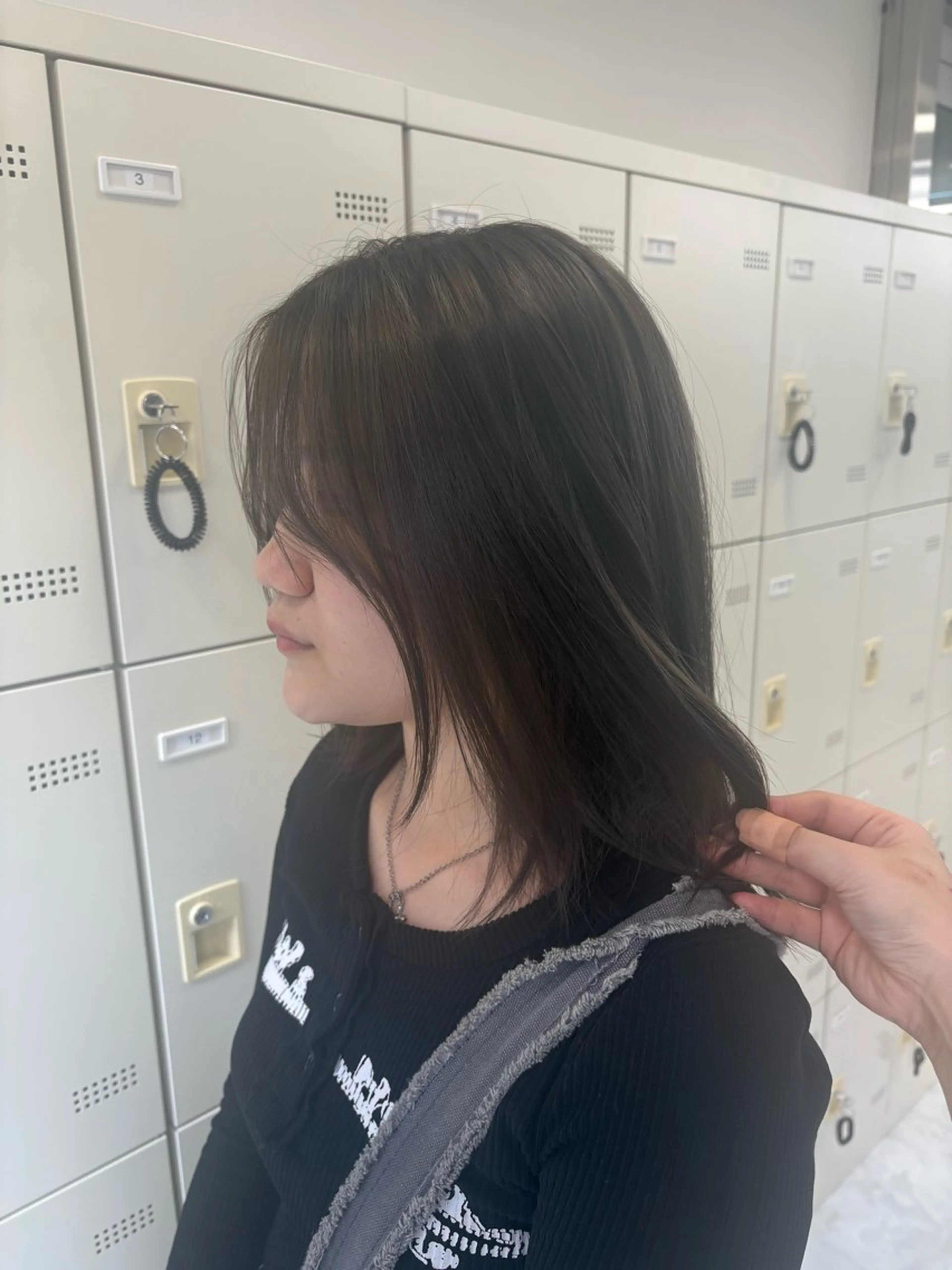 カラー ハイトーン/透明感 艶カラー/SAKI‎のヘアスタイル