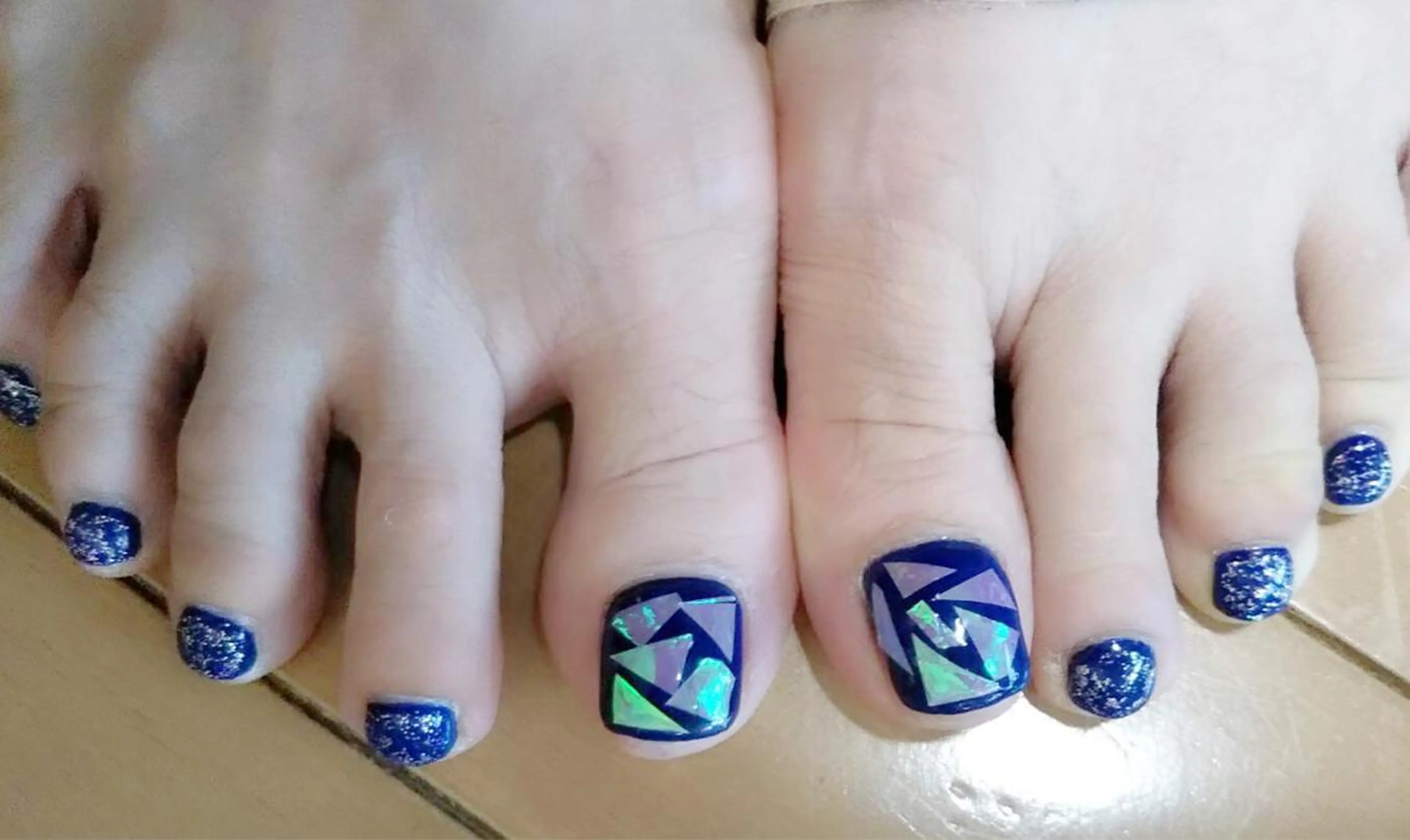 ネイル ラメ(グリッター) 中谷 亜佑美のネイルデザイン