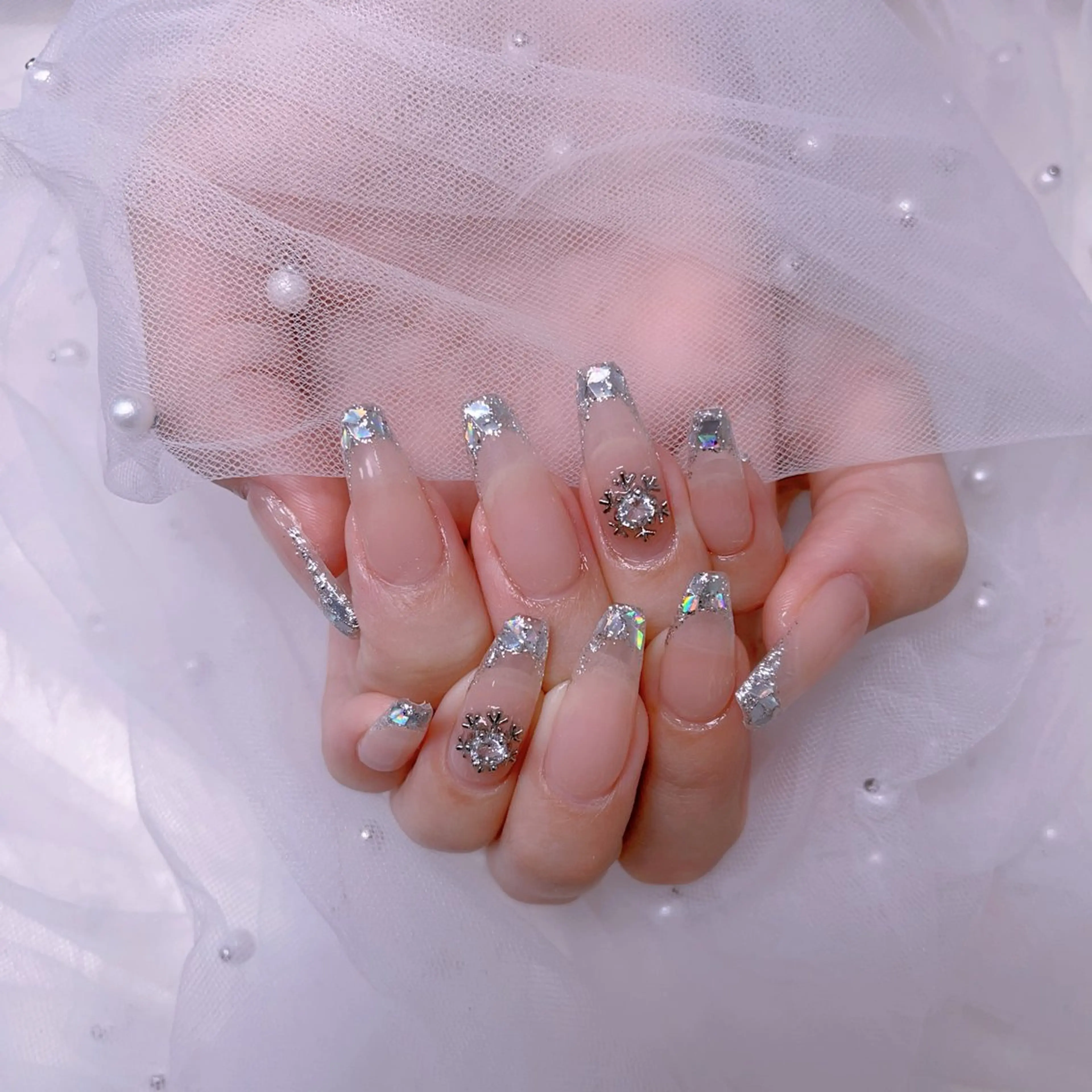 メンズ ネイル アートネイル フレンチネイル ジェルネイル キラキラネイル パラジェル ハンドネイル Bloom スカルプ専門店のネイルデザイン