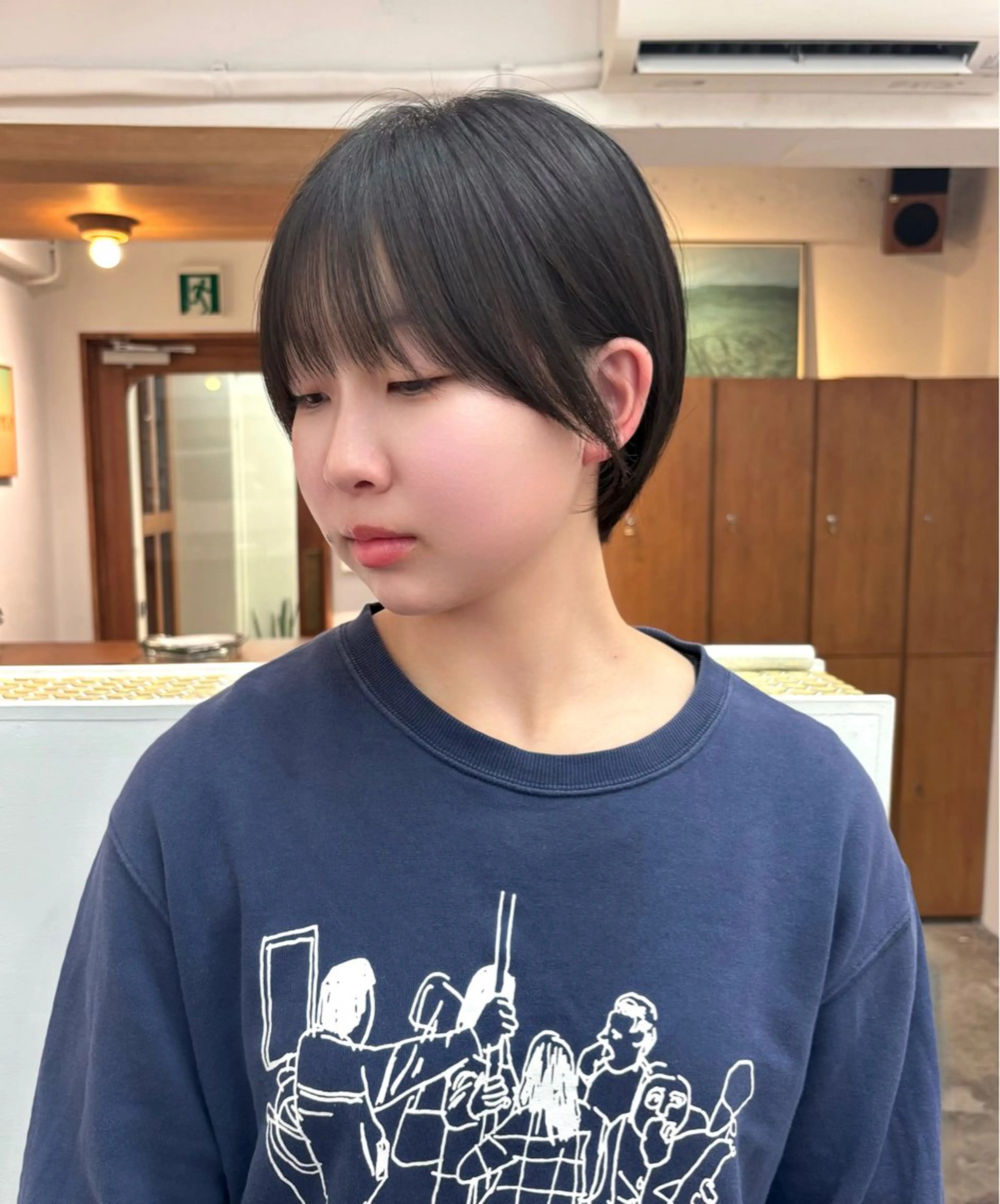 ショート aiko【艶カラー ・ミニモ年内で終了】のヘアスタイル