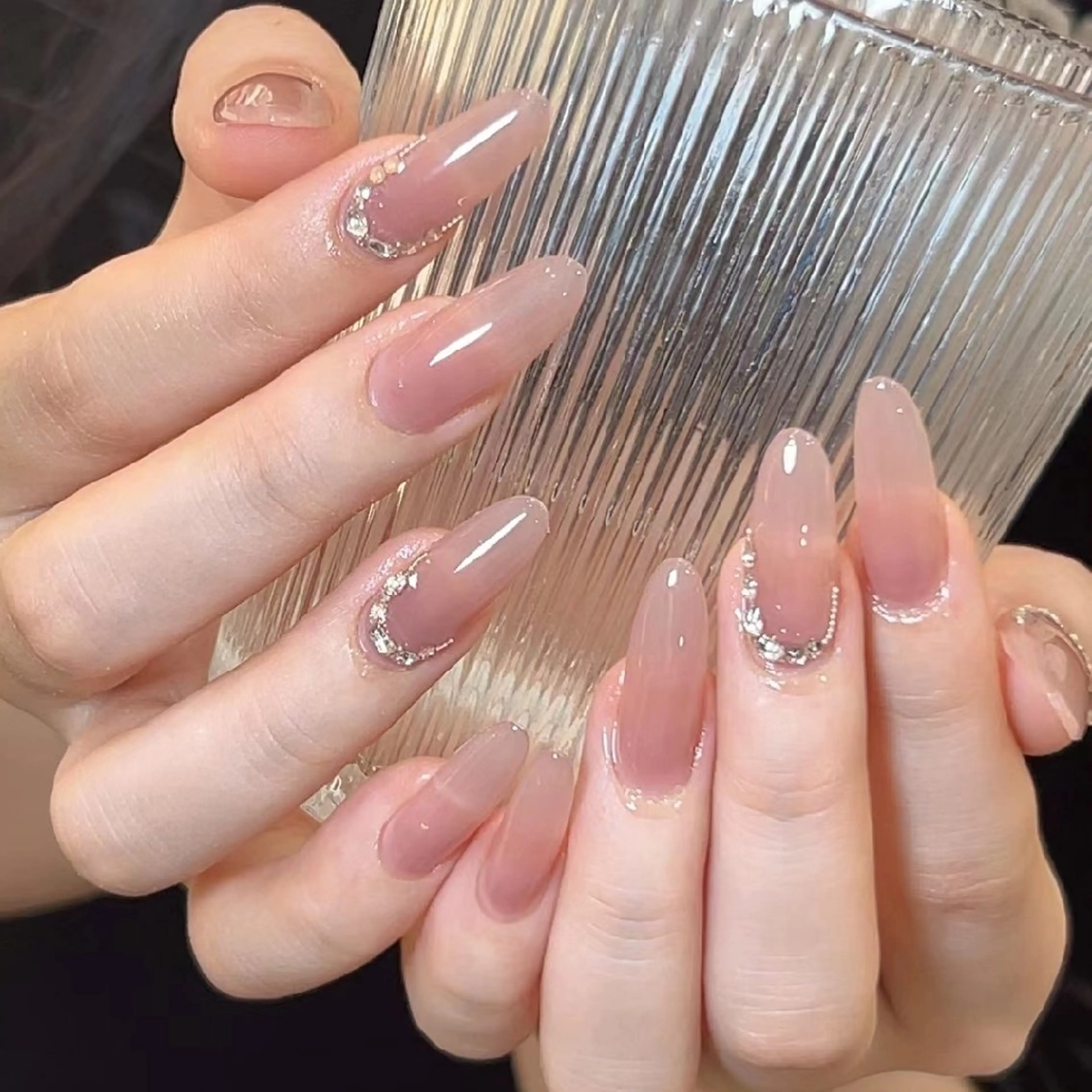 ネイル ハンドネイル ネイリストゆか💅 長さだし、深爪矯正のネイルデザイン