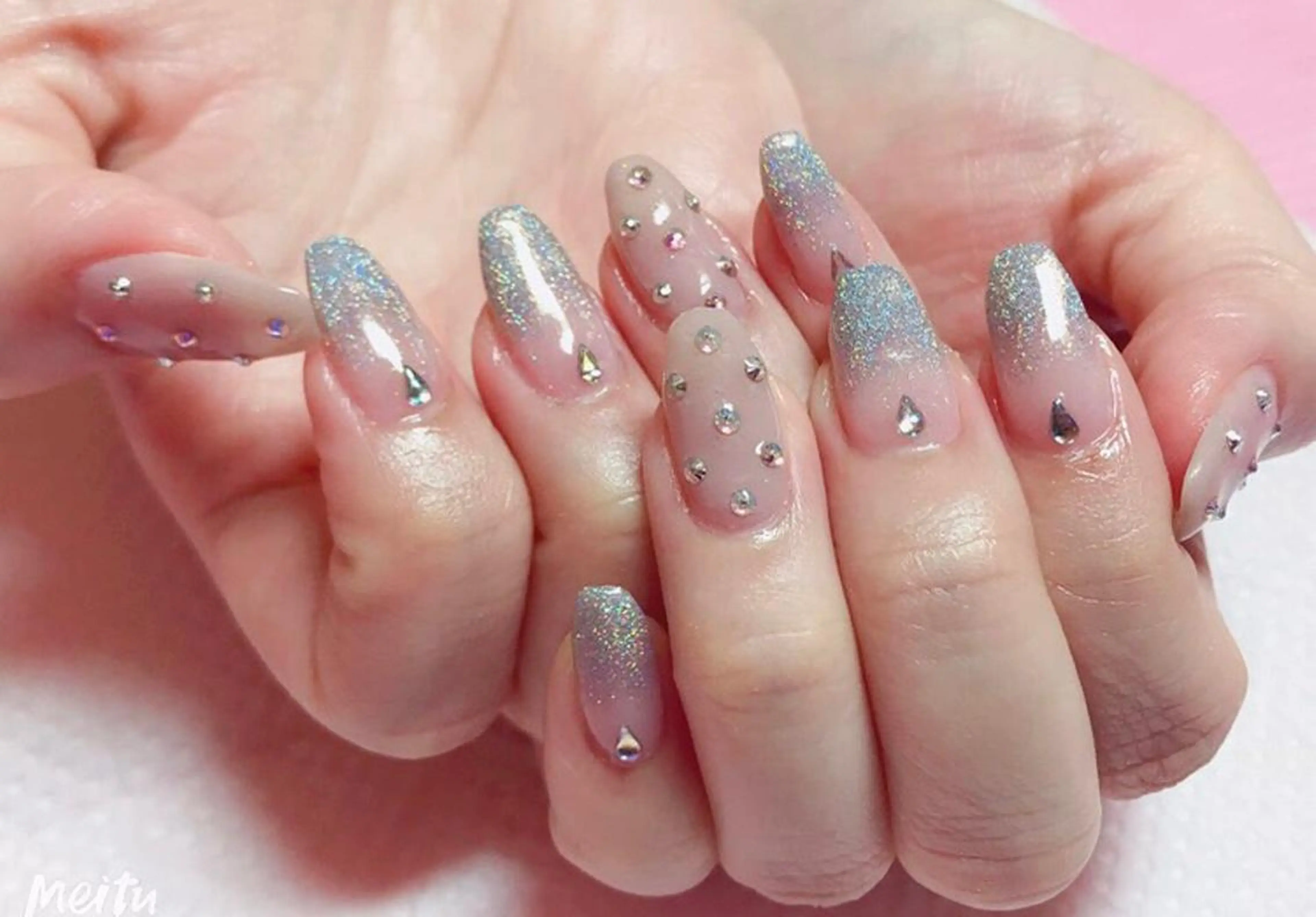 ネイル SINCERELY シンシアリー🌈のネイルデザイン