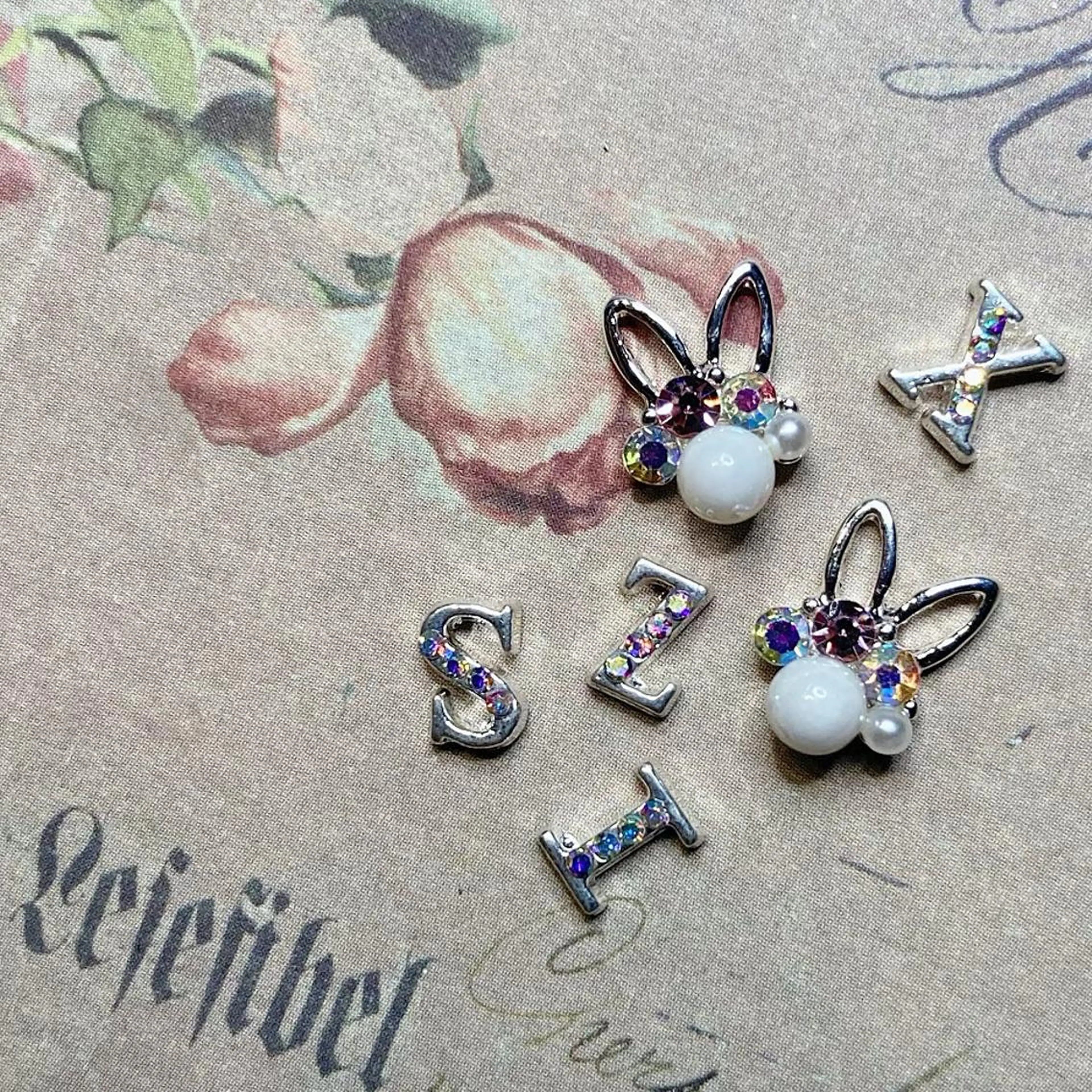 ネイル NOIROUGE所属・NOI ROUGEのネイルデザイン