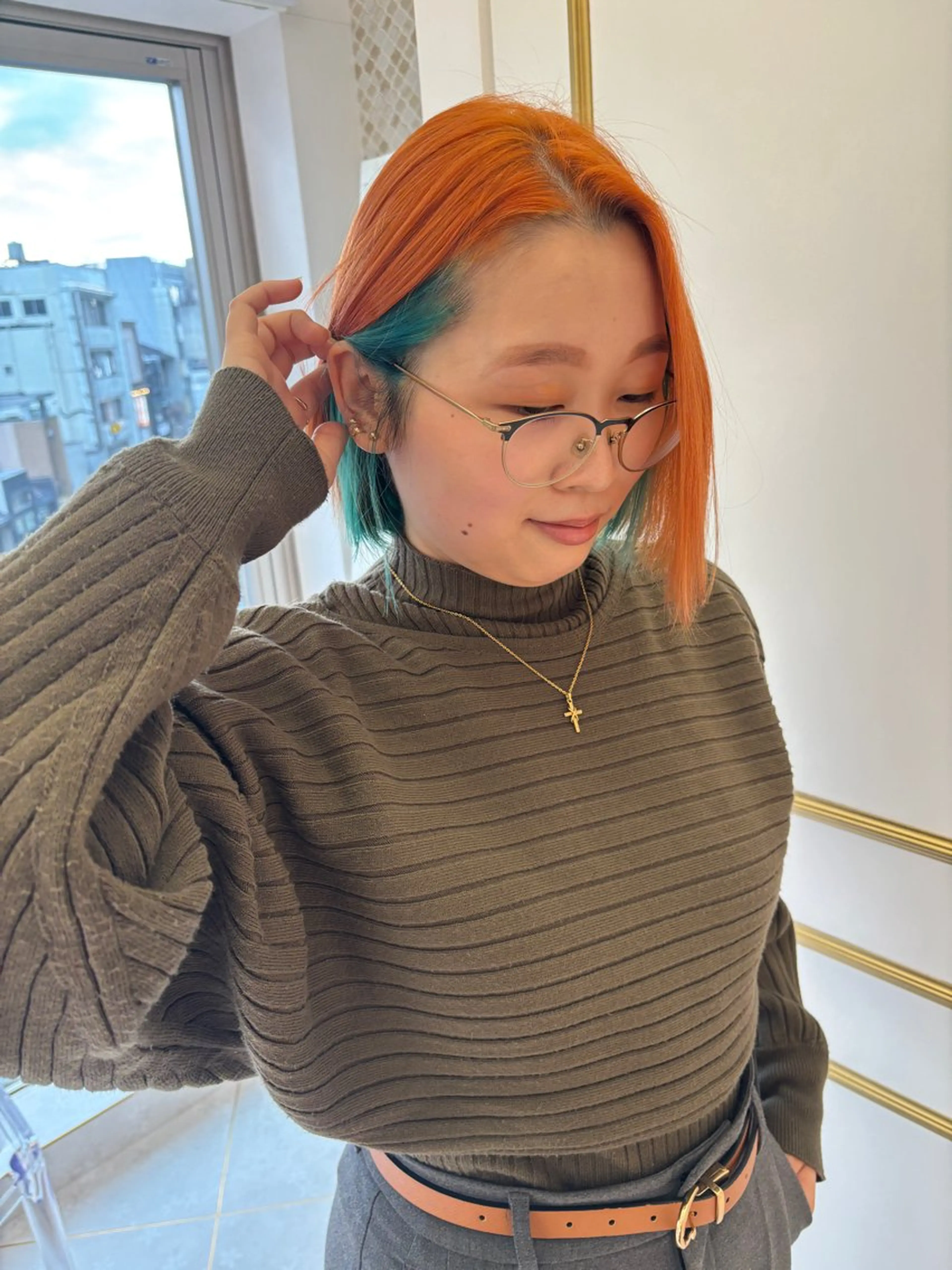 セミロング カラー デザインカラー ヘアカラー 💐レイヤー/透明感 カラー💐智口彩香のヘアスタイル