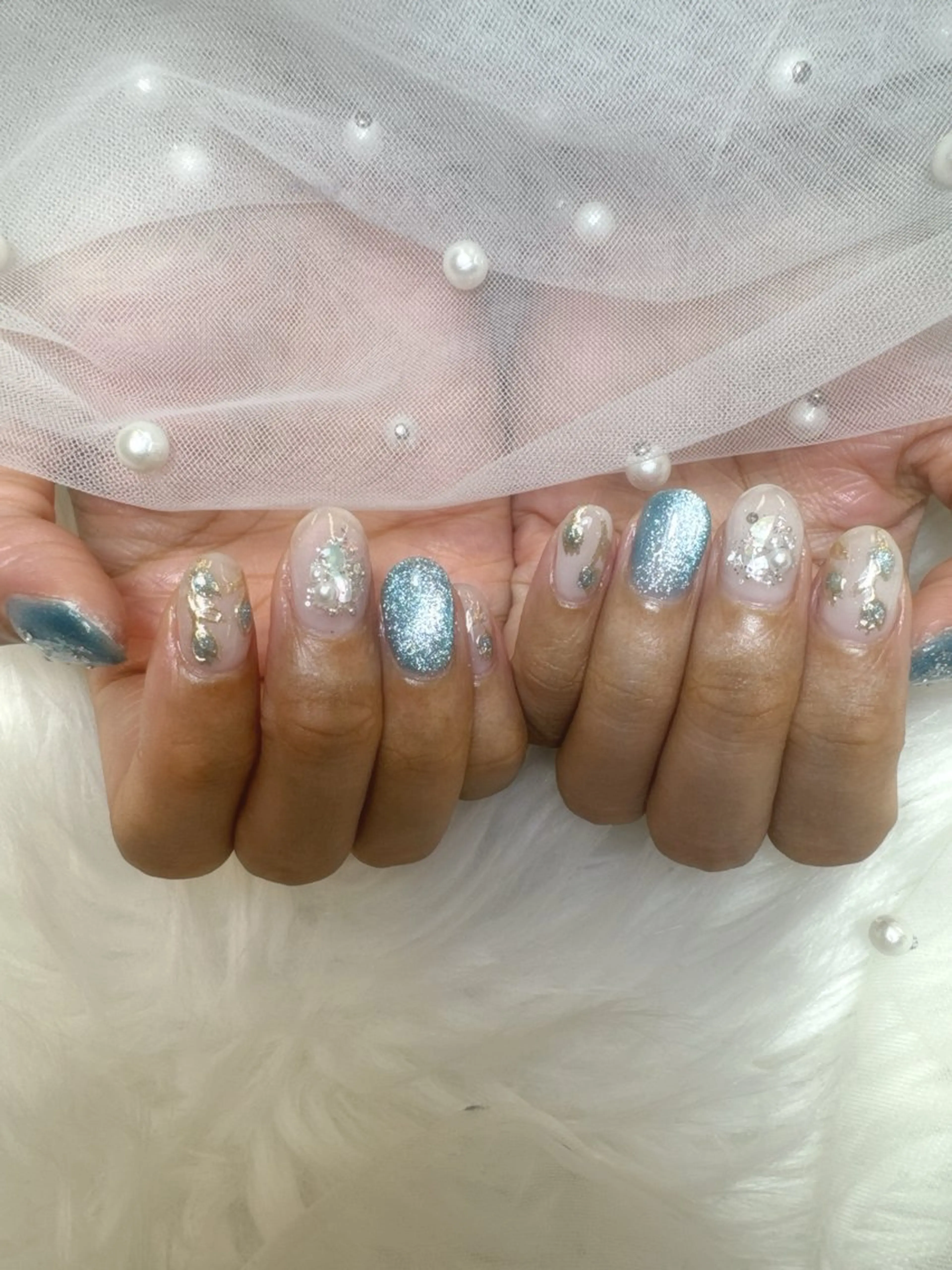 ネイル キラキラネイル 韓国ネイル 持ち込み ワンホンネイル ハンドネイル Queeens nailのネイルデザイン