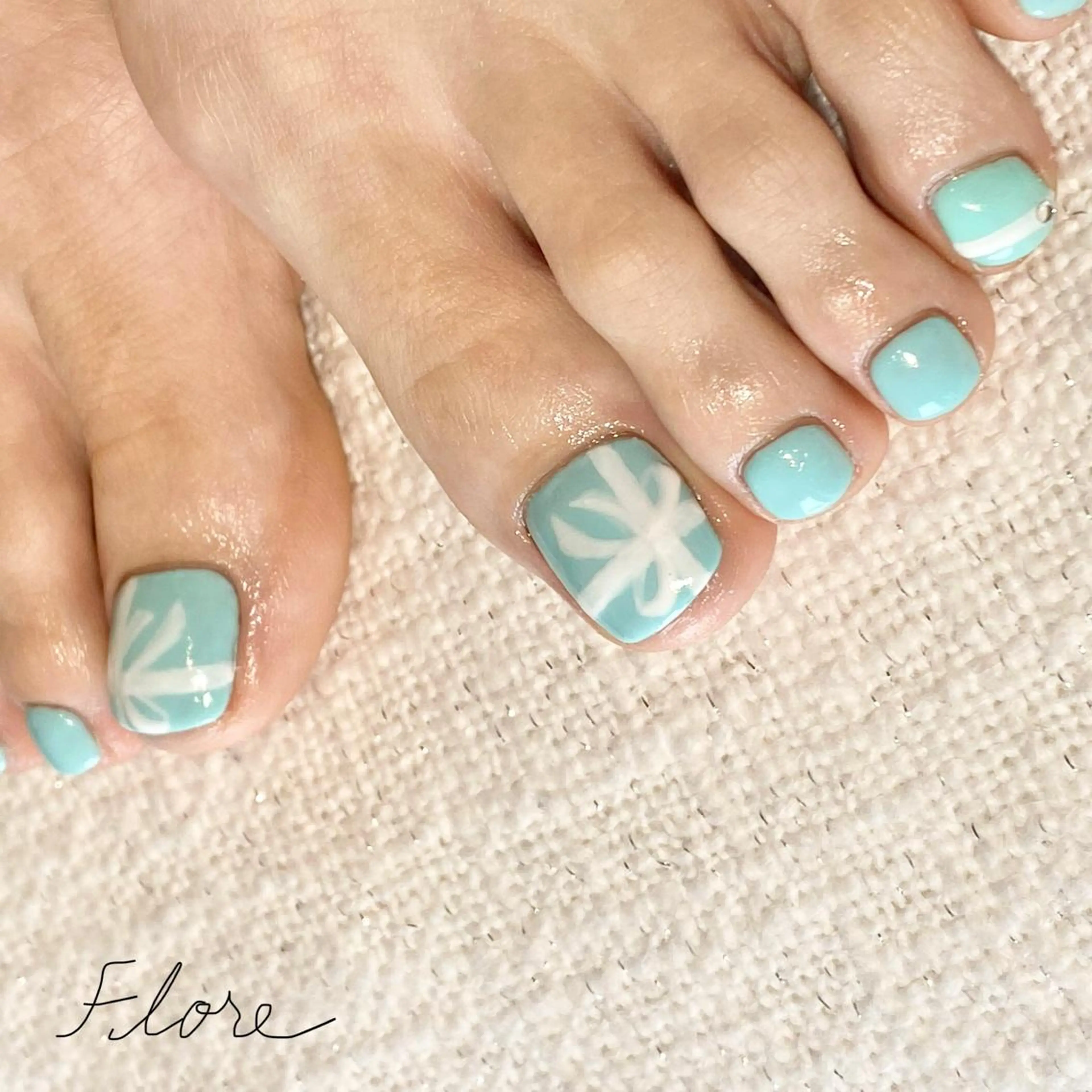 ネイル Flore (フロール)の眉毛・アイブロウイメージ