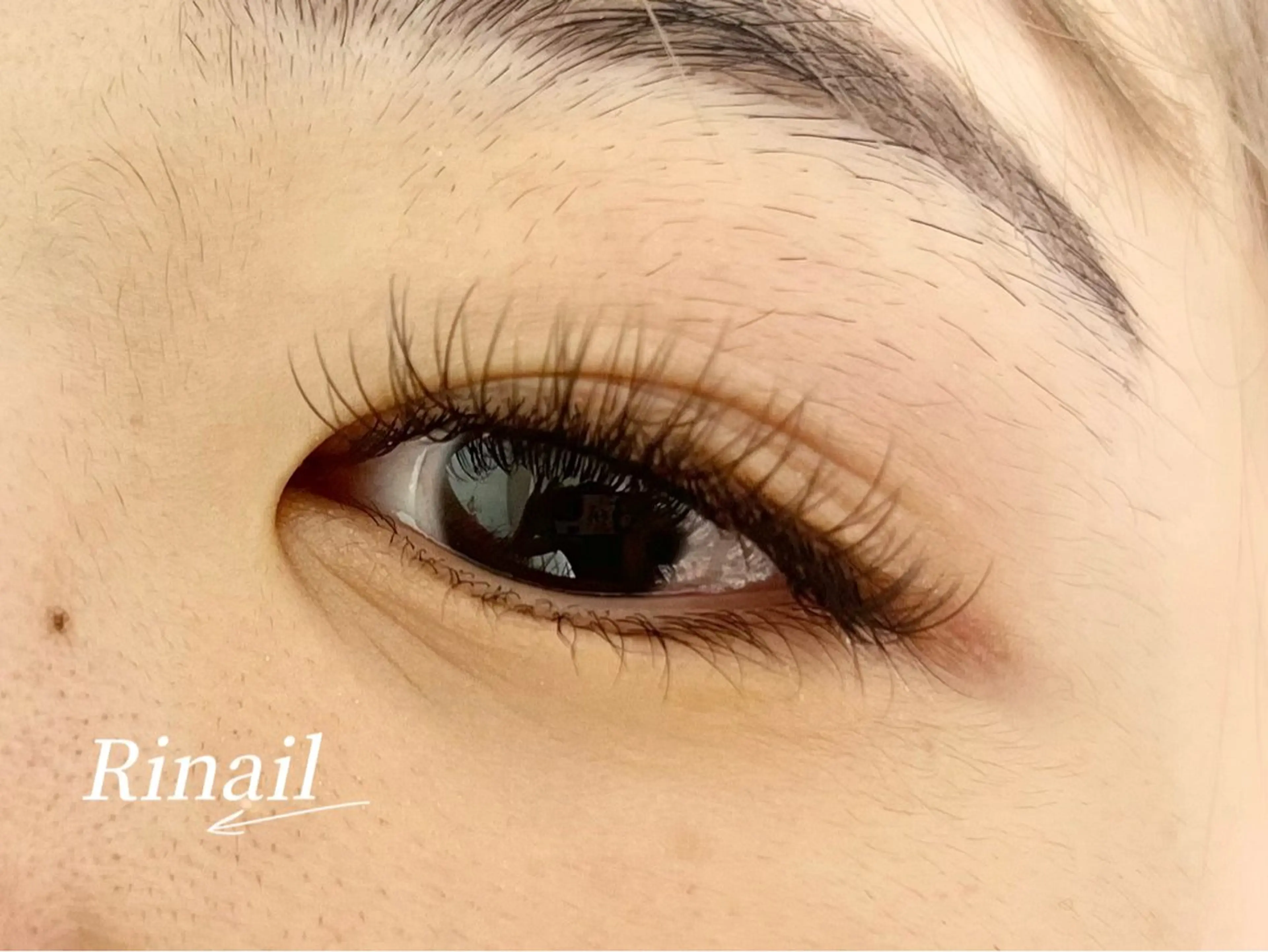 マツエク・マツパ バインドロック フラットラッシュ ナチュラル パリジェンヌラッシュリフト まつげパーマ YK Rinのネイルデザイン
