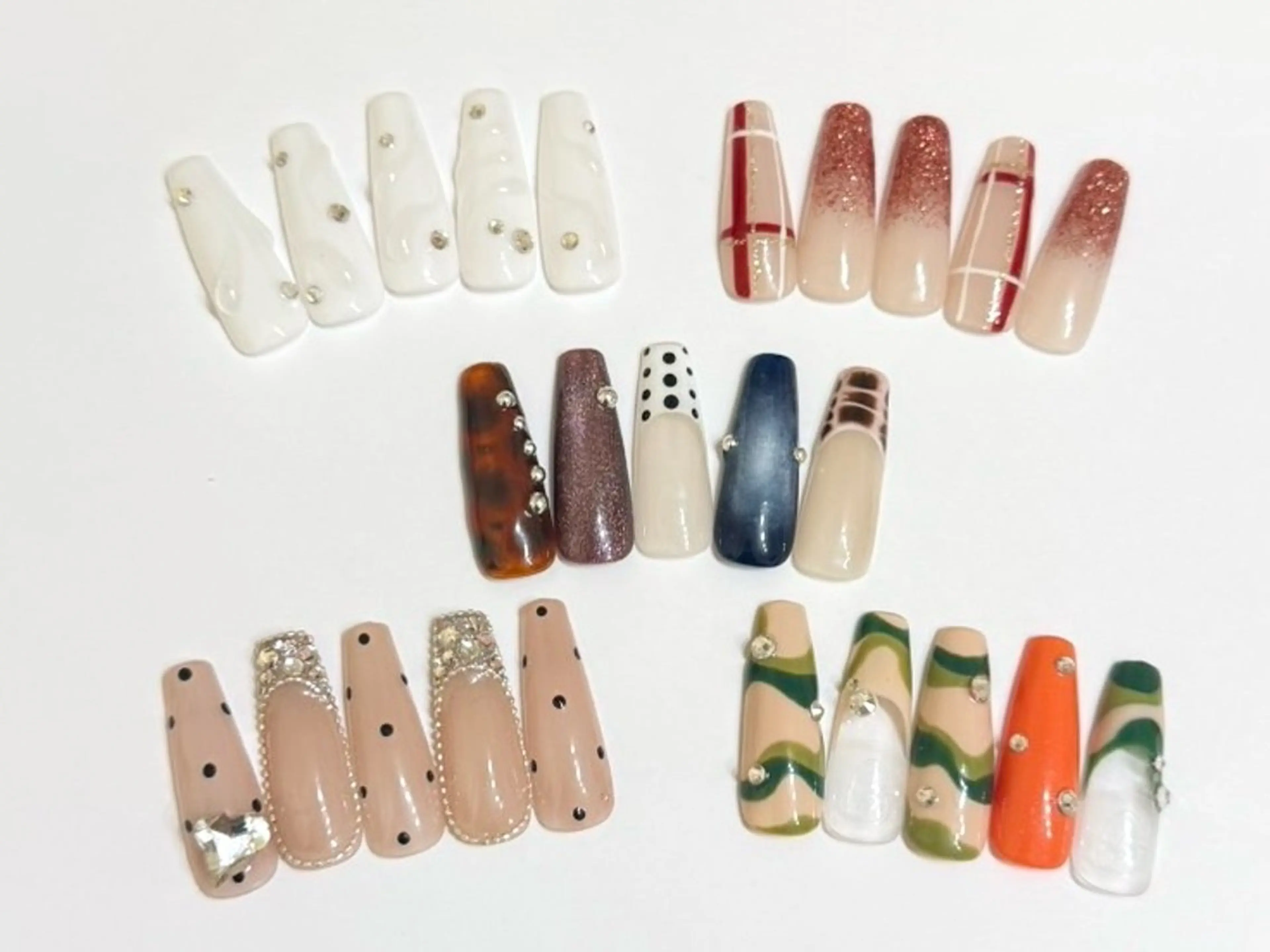 ネイル AURORA eyelash&nail salon アメ村店所属・Aurora Sakiのネイルデザイン