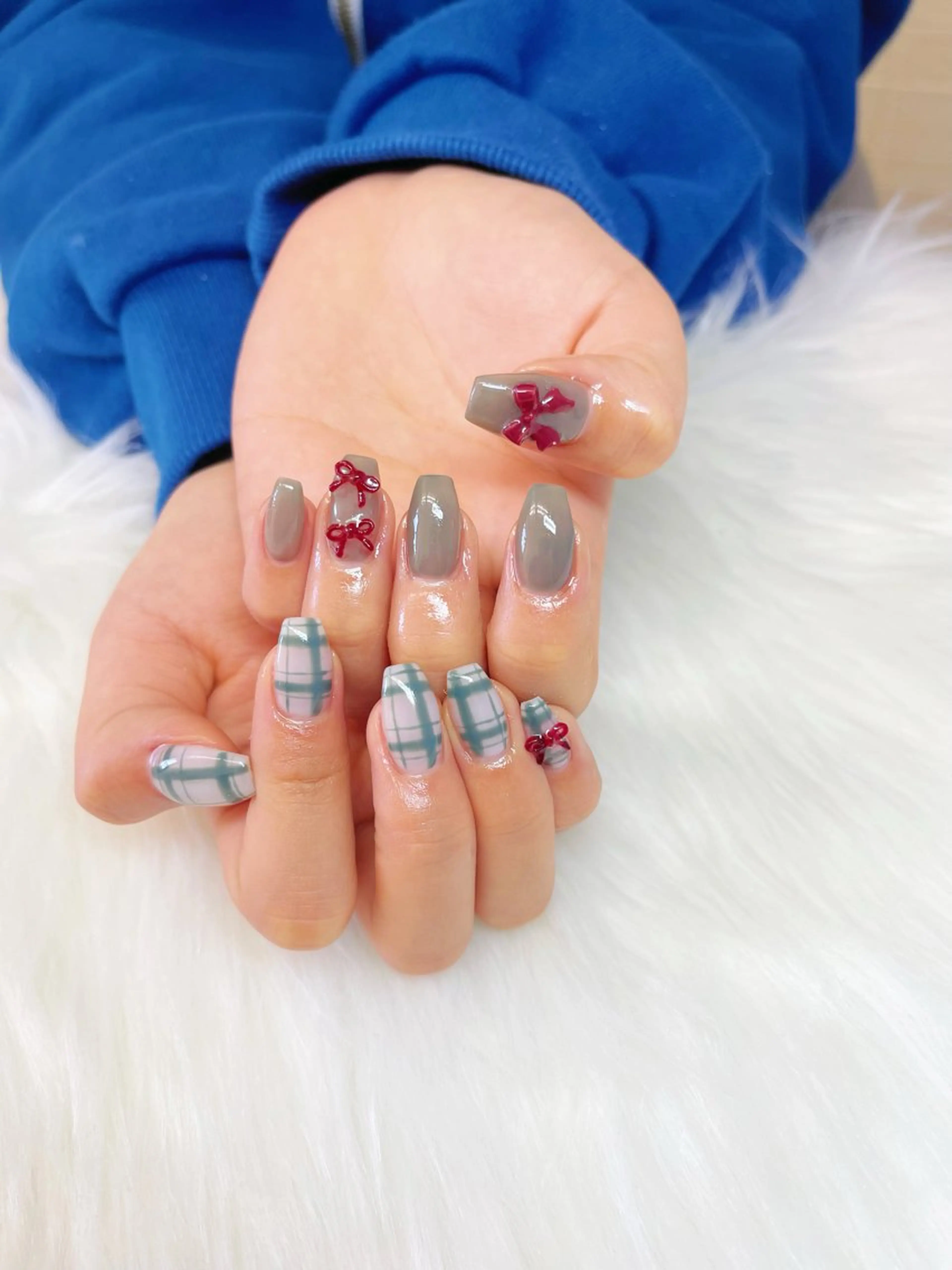 ネイル T-Rich所属・高野 沙玖良のネイルデザイン