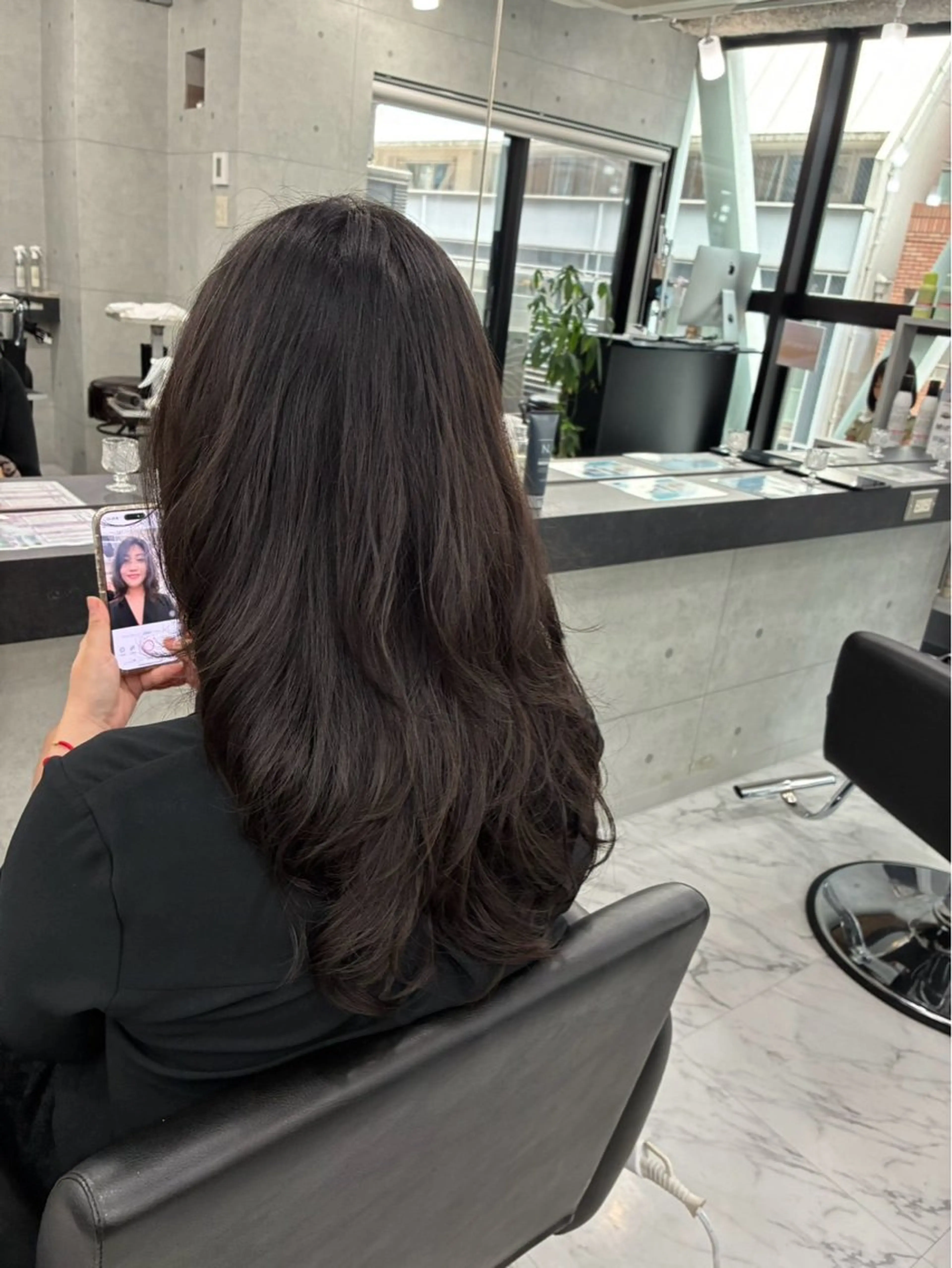 ロング パーマ カット ヘアカラー トリートメント Endearing所属・Endearing 北澤那未🌟銀座のヘアスタイル