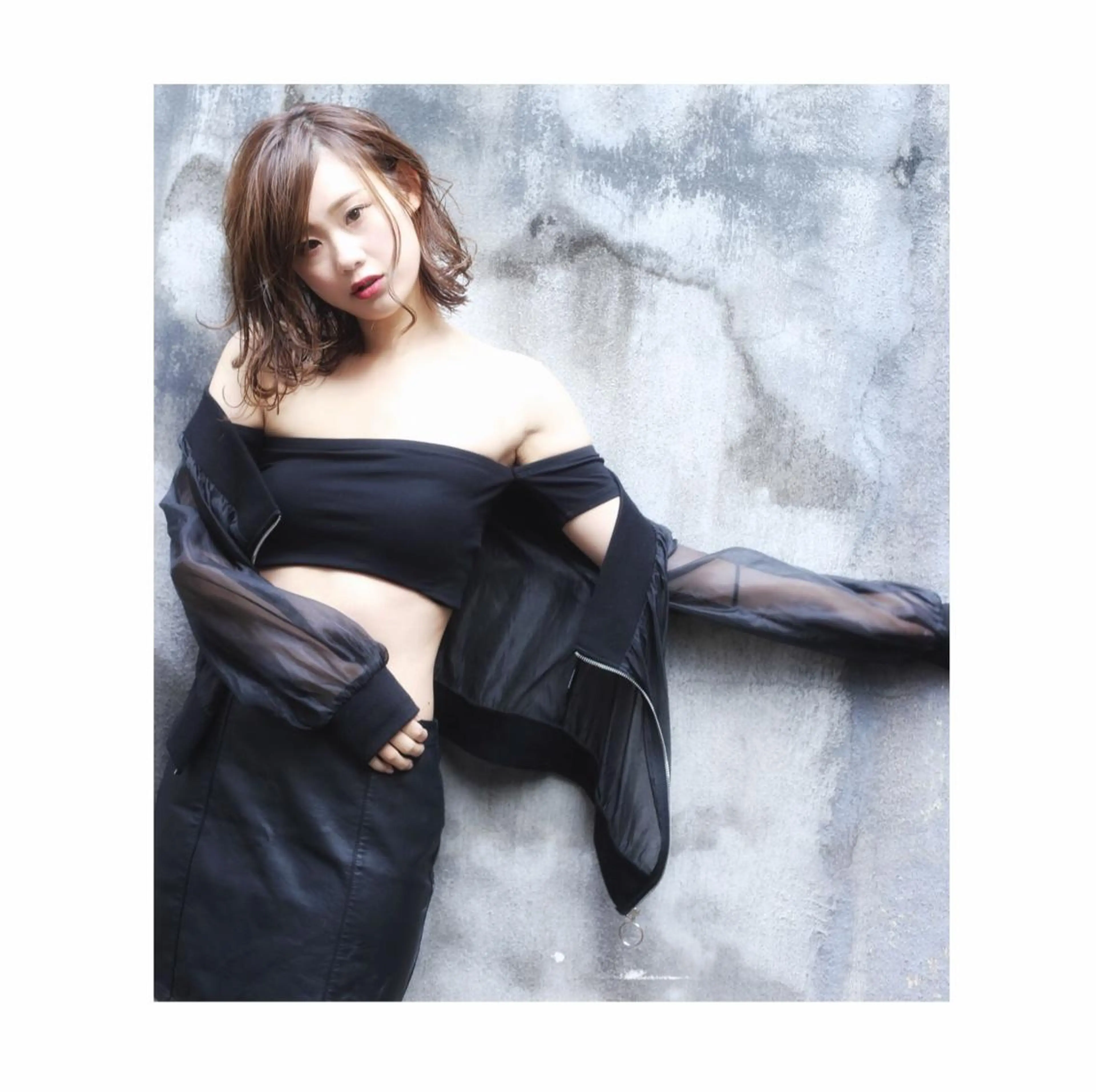 ミディアム カラー vato マンツーマンサロンのヘアスタイル