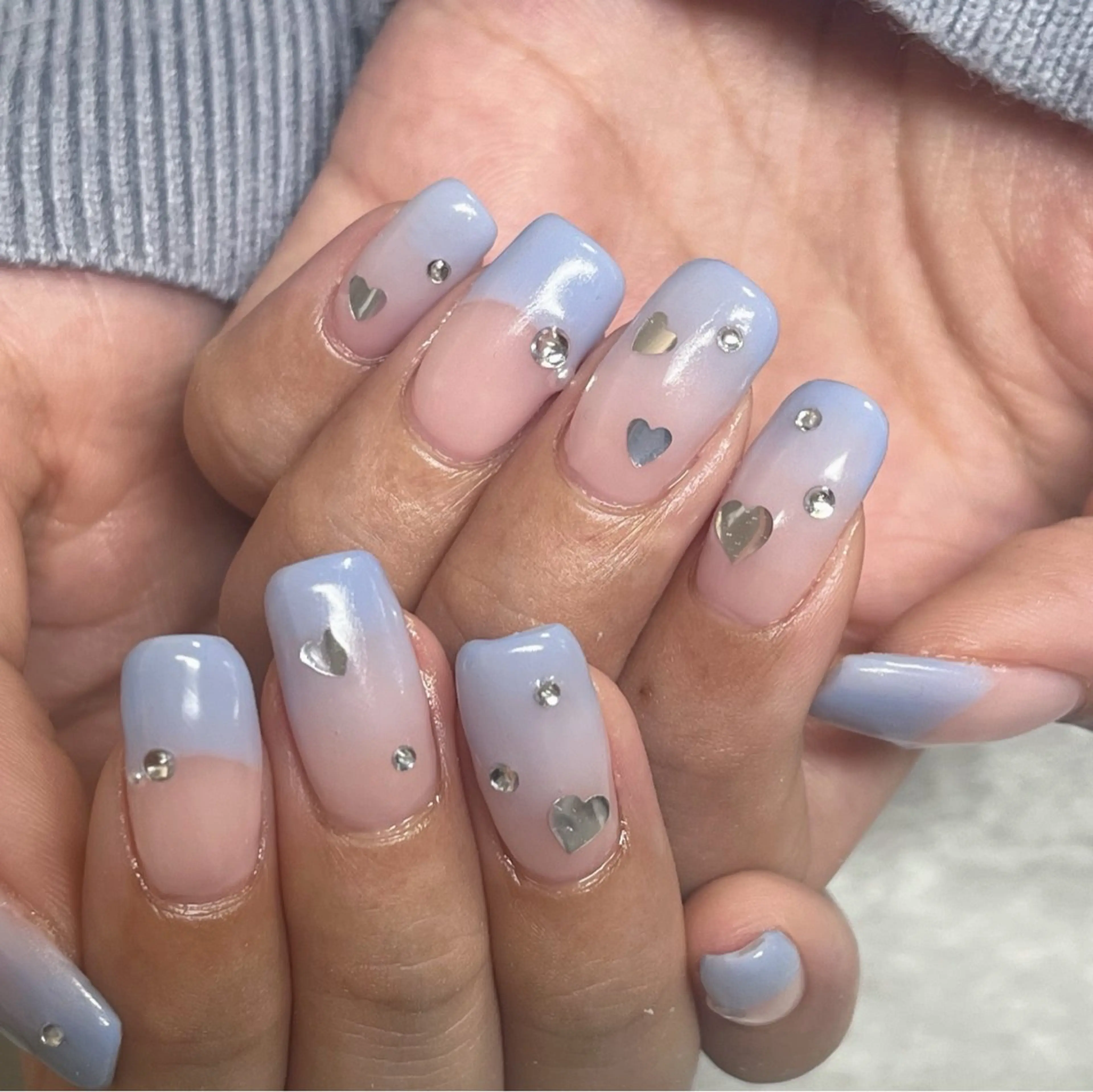 ネイル フレンチネイル グラデーション Protea きぬがわ らむのネイルデザイン