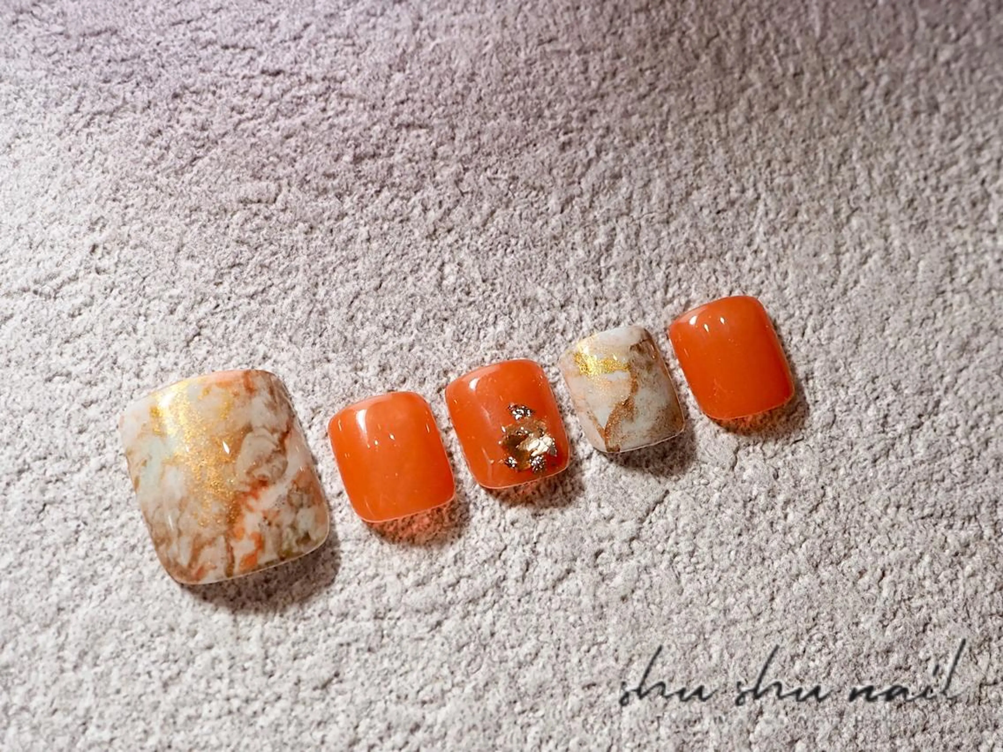 ネイル フットネイル 大理石ネイル(マーブル) オレンジ shushunail所属・和田 周子のネイルデザイン