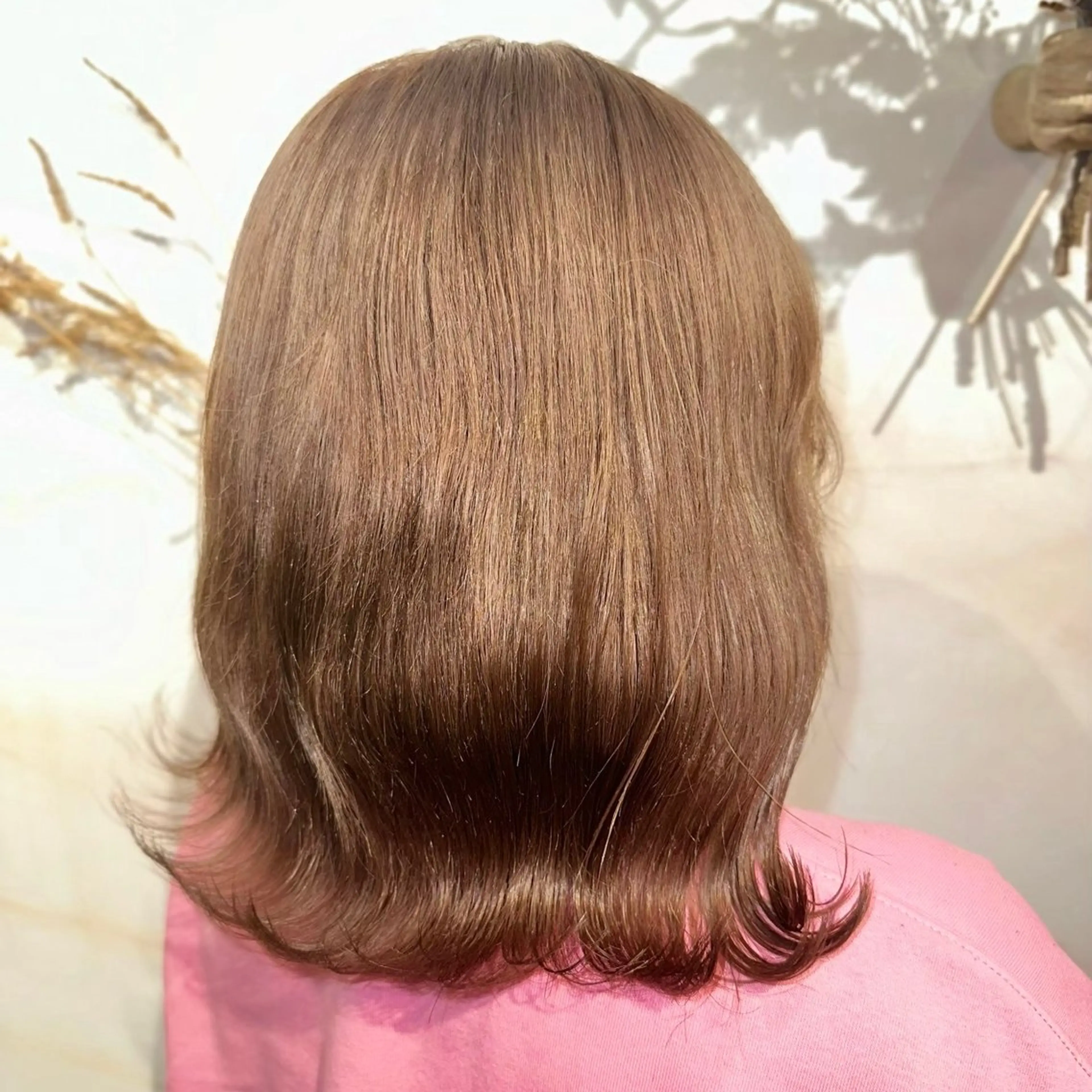 ミディアム カラー ベージュカラー ヘアカラー 野崎 桃実のヘアスタイル