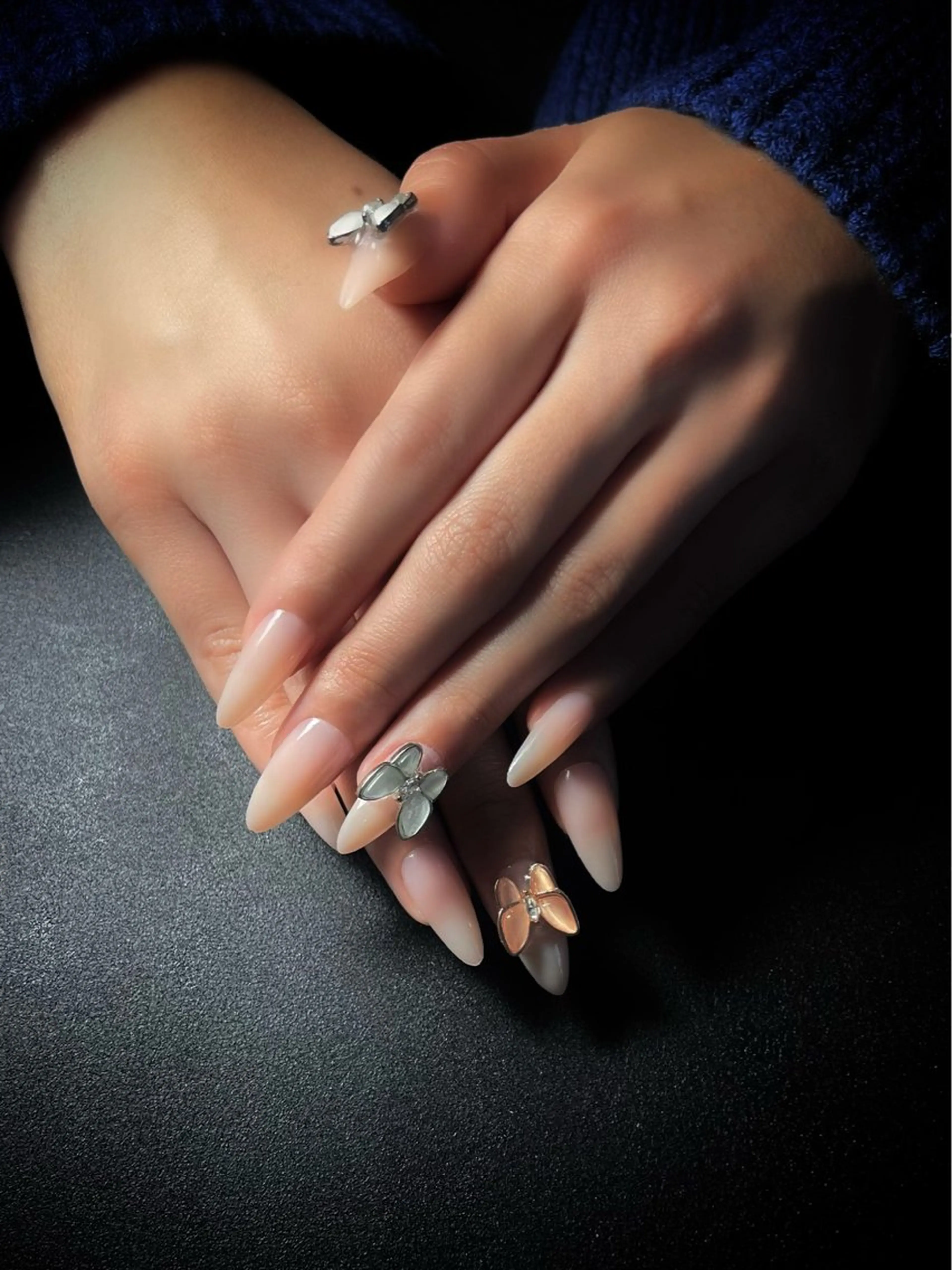 ネイル 長さ出し スカルプネイル nine.🦋 YUKOのネイルデザイン