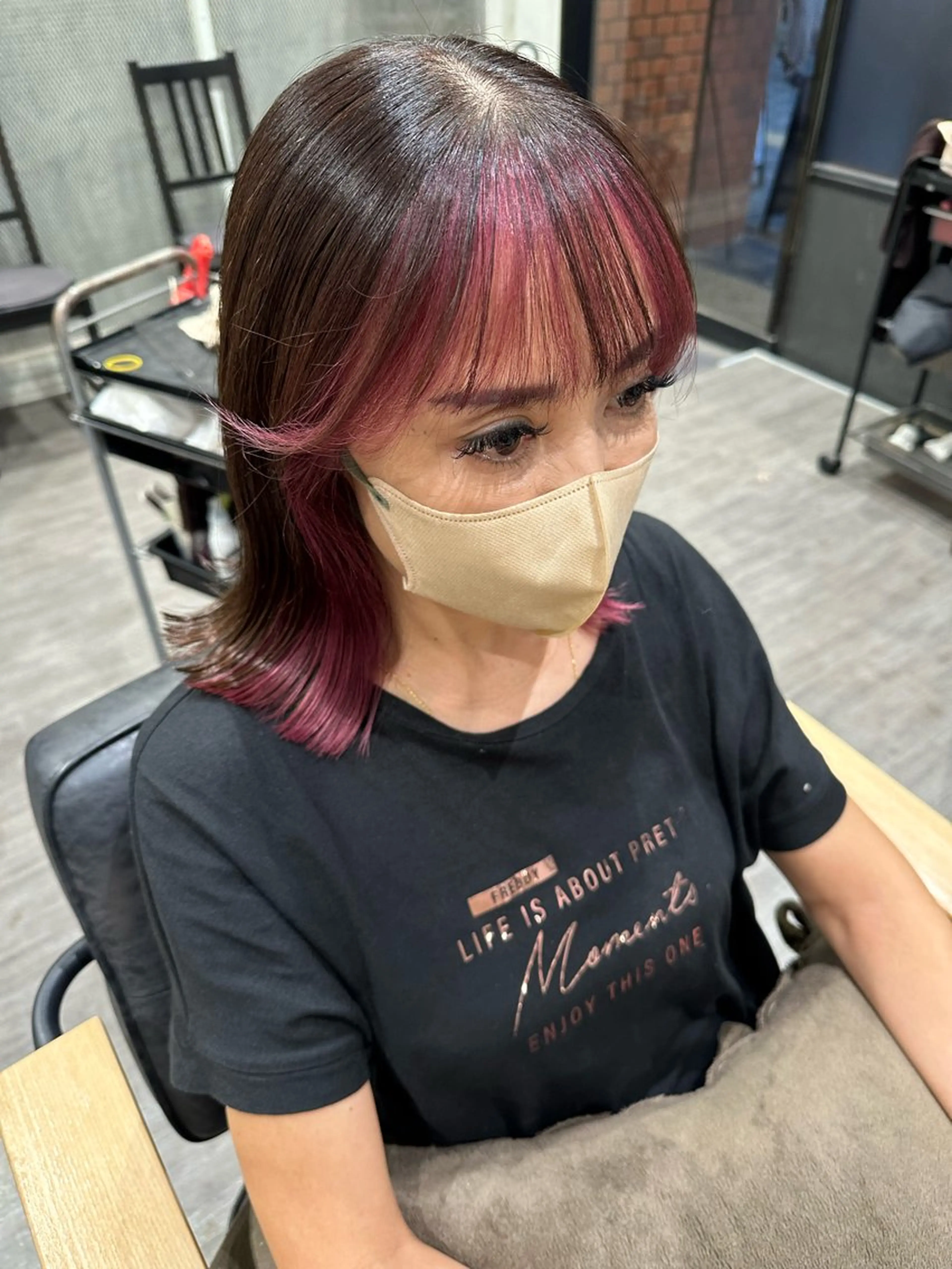 ミディアム カラー ピンクカラー ローズカラー 艶髪レイヤー上田 紗也🇰🇷💗のヘアスタイル