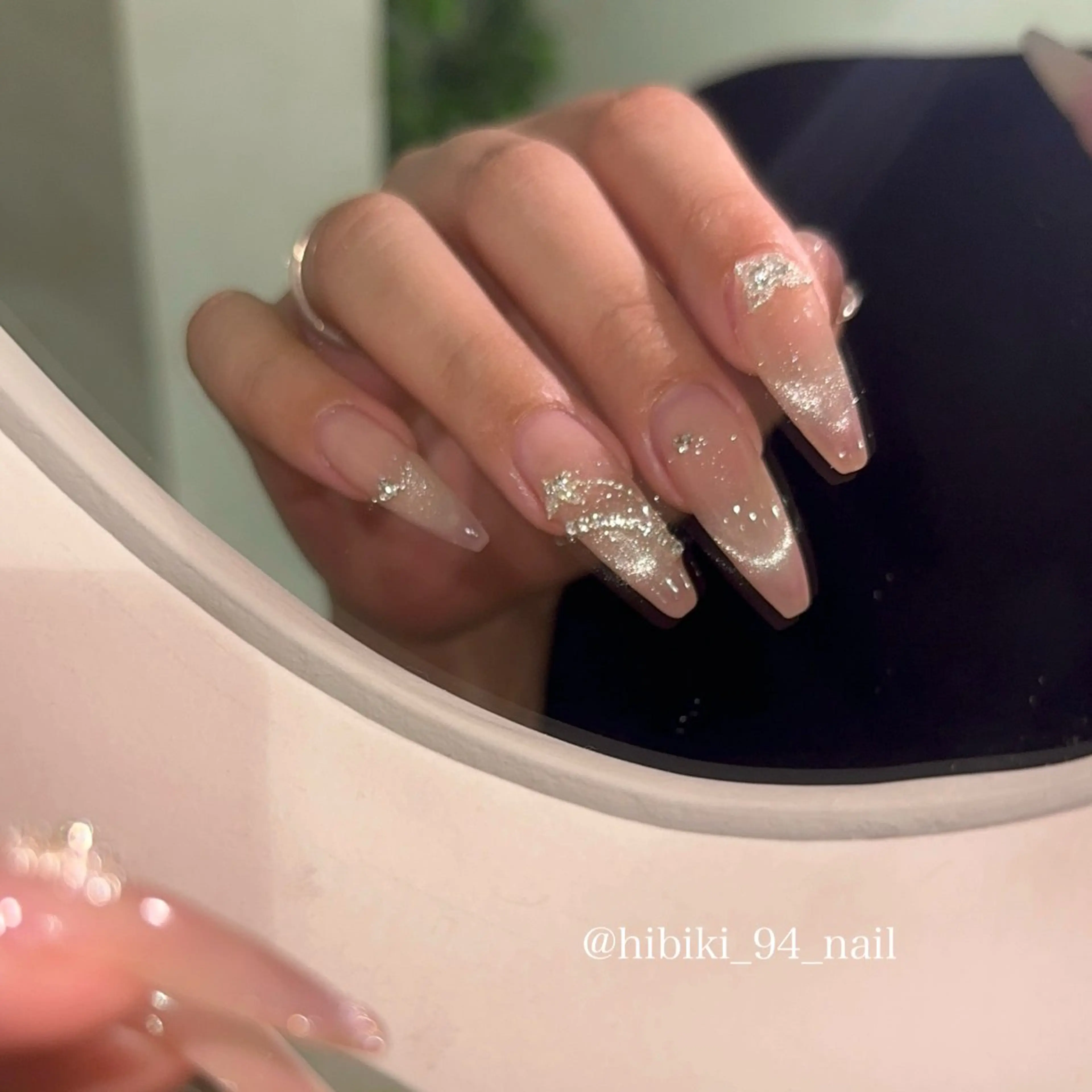 ネイル 韓国ネイル ラメ(グリッター) ロングネイル マグネットネイル ピンク ハンドネイル L'oeillet所属・L'oeillet HIBIKIのネイルデザイン